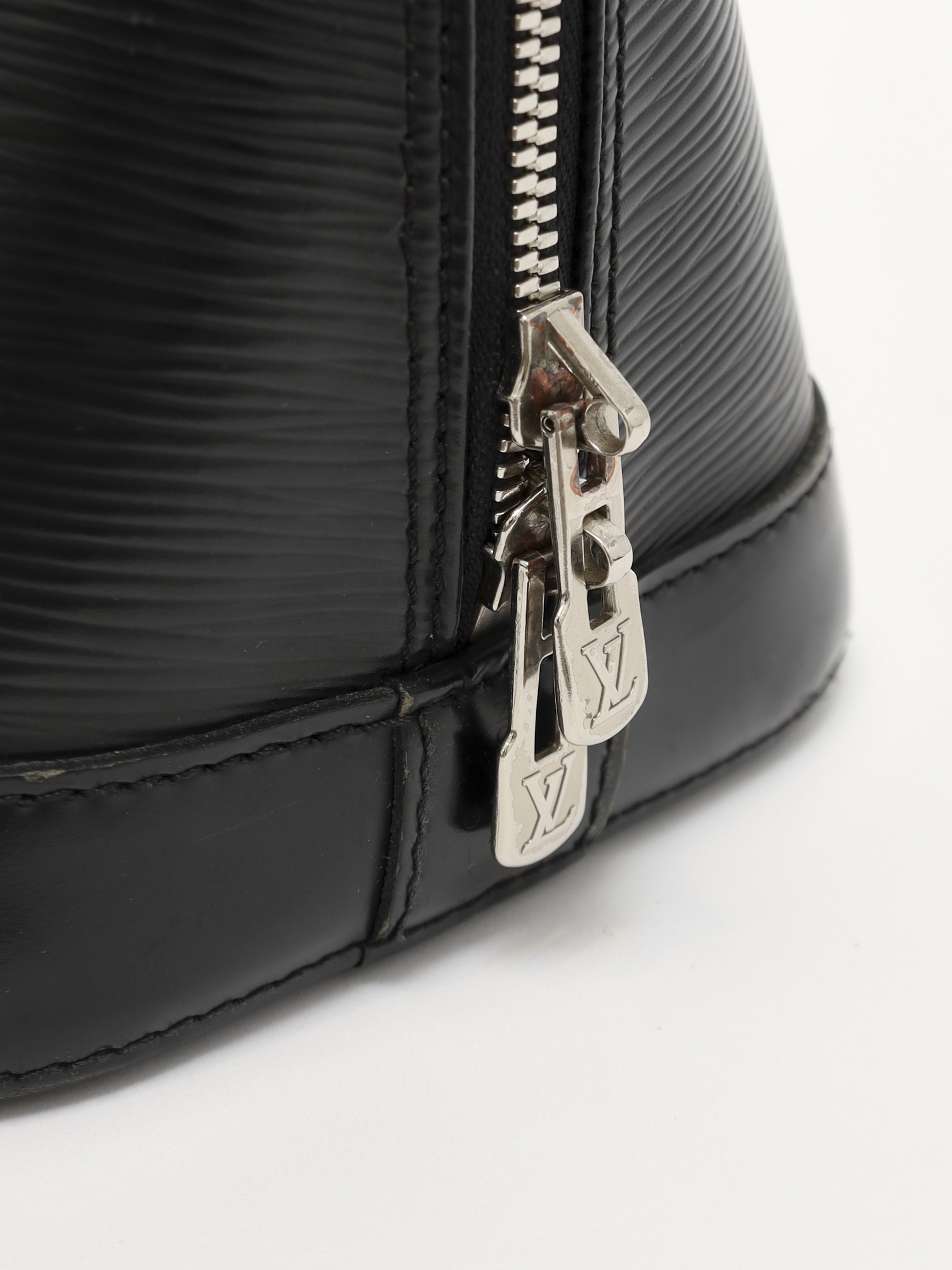 Louis Vuitton Alma  8