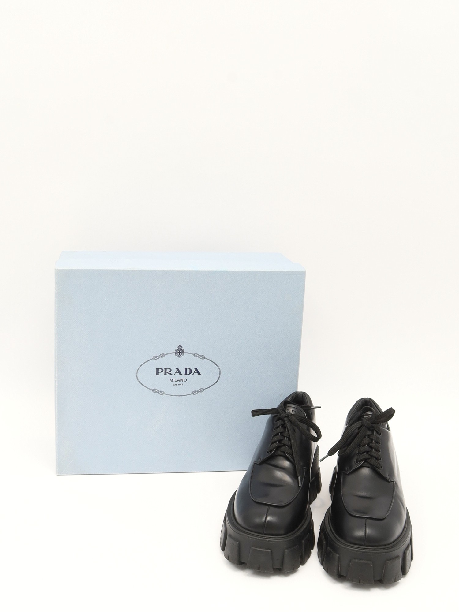 Prada Shoes 40 11