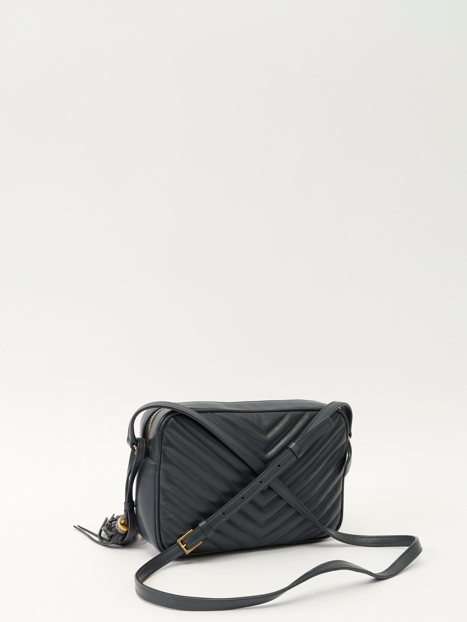 Сумки Saint Laurent Lou изображение #4
