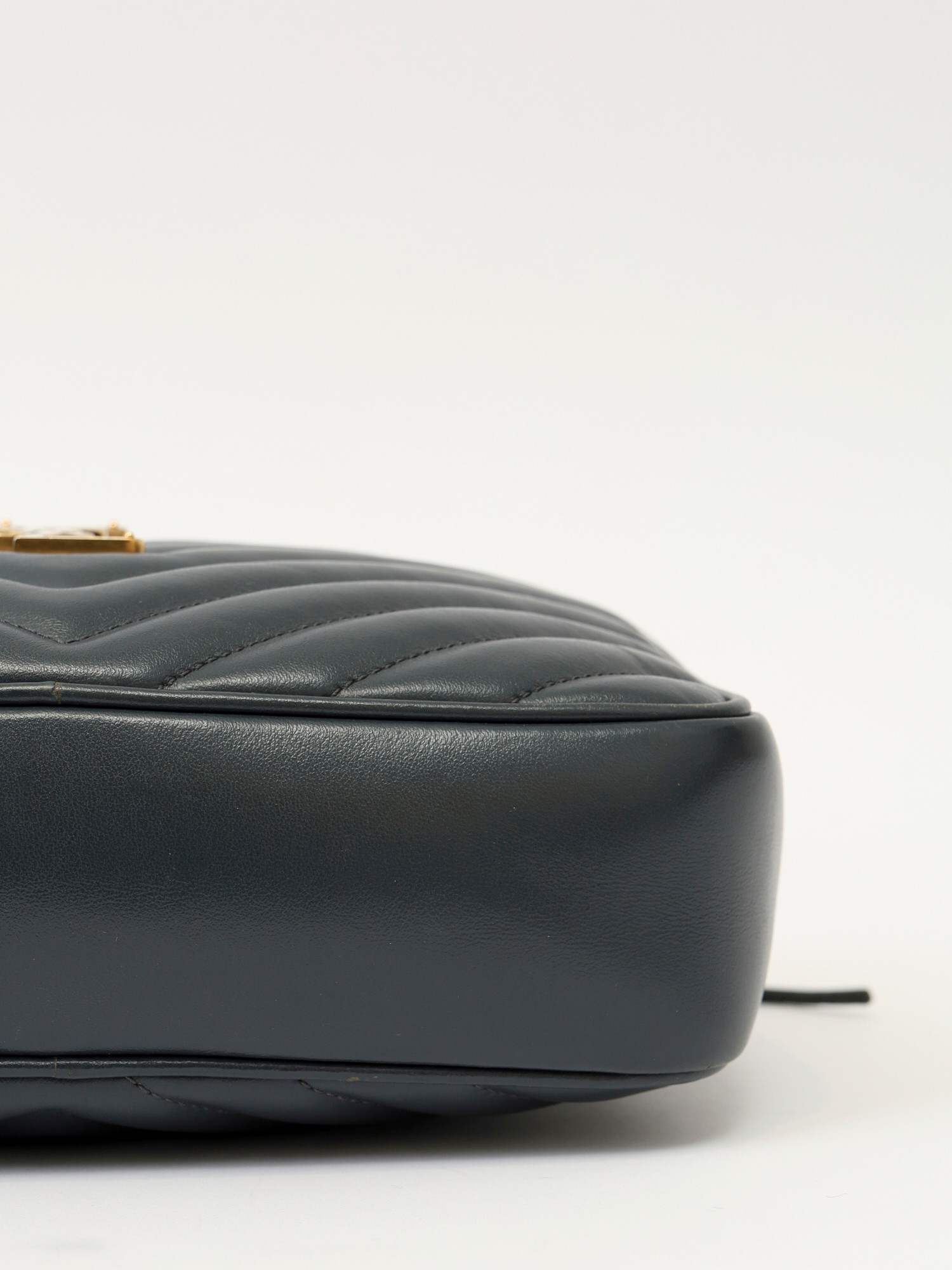 Сумки Saint Laurent Lou изображение #12