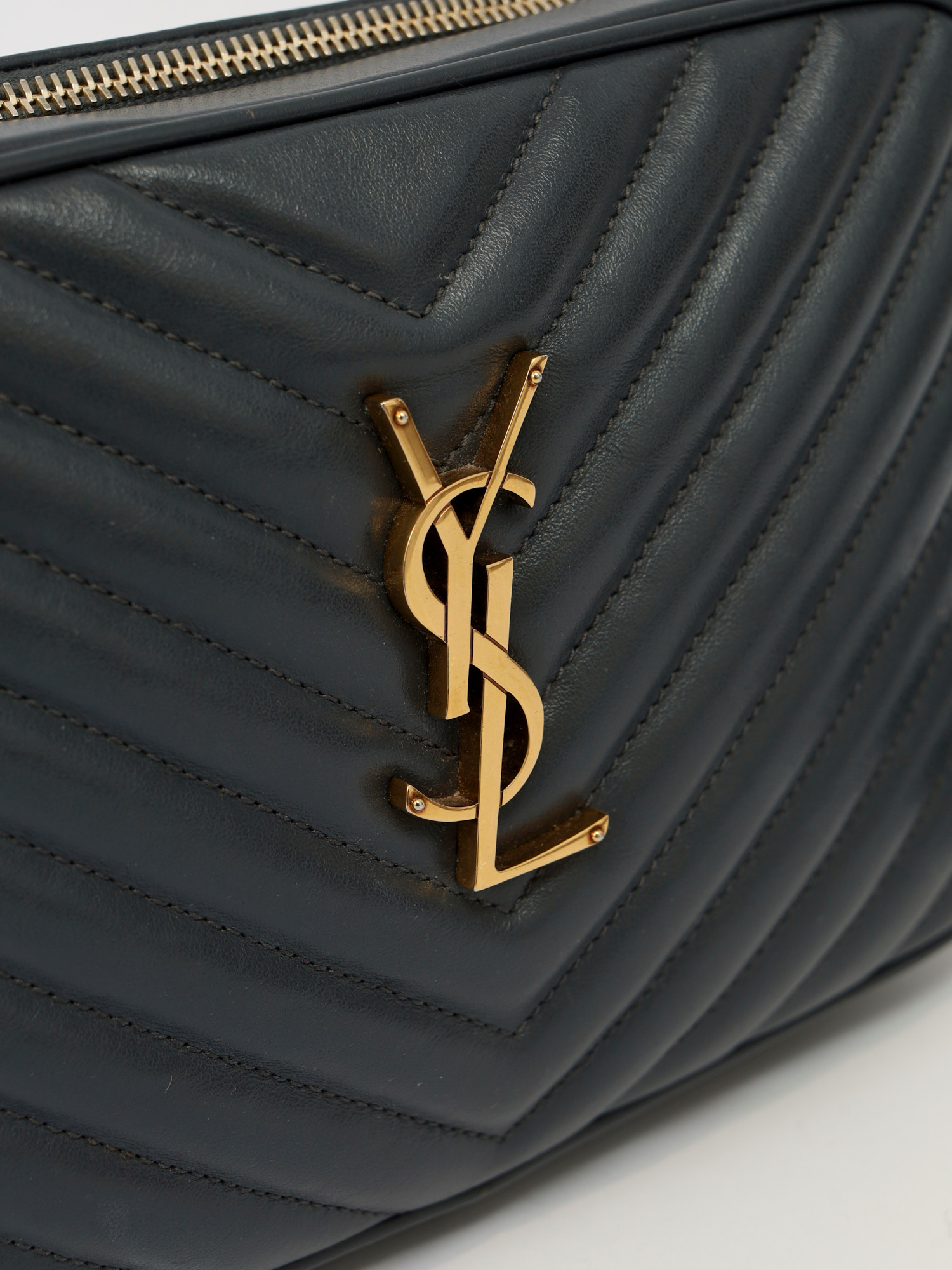 Сумки Saint Laurent Lou изображение #6