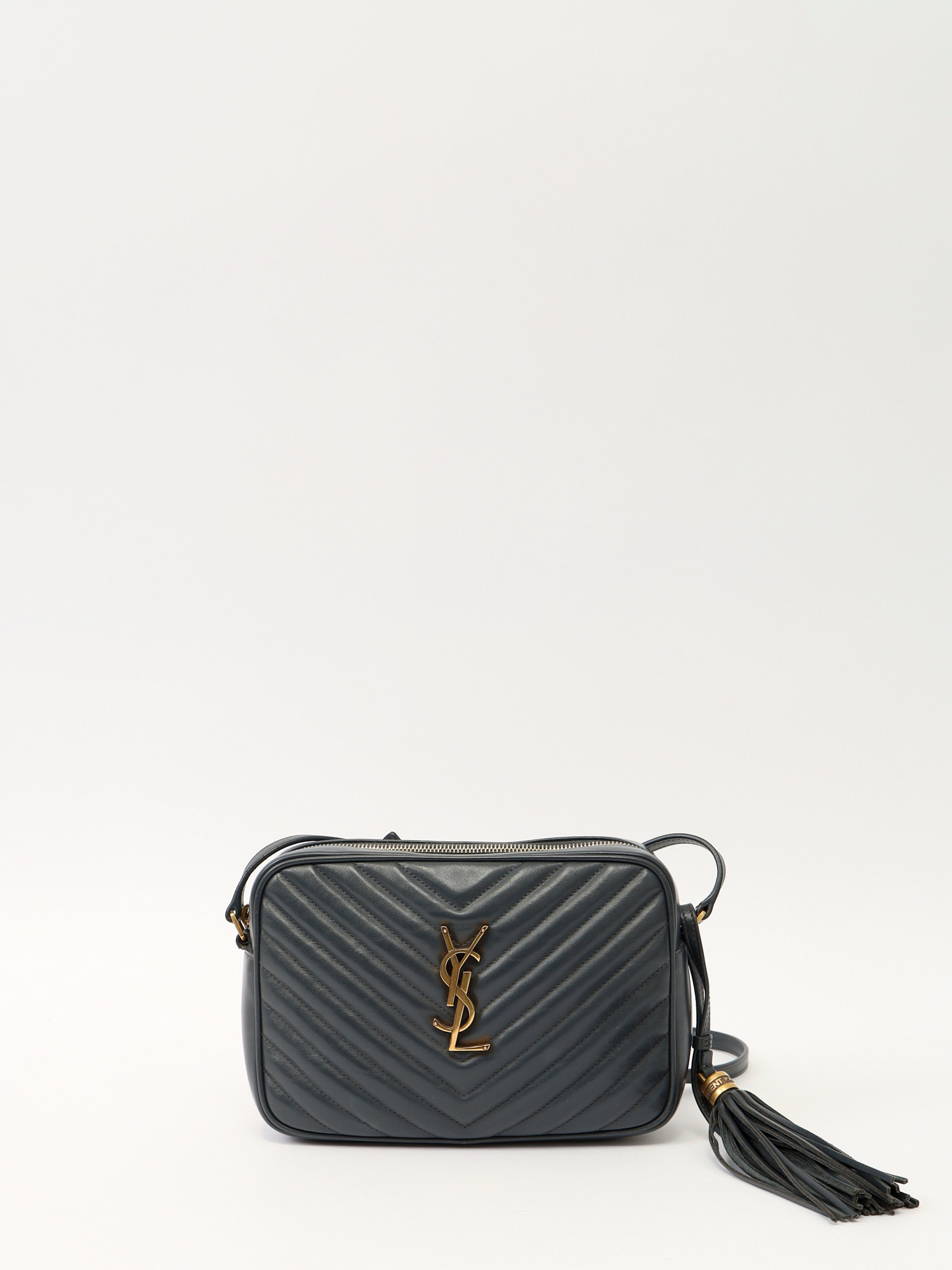 Сумки Saint Laurent Lou изображение #1