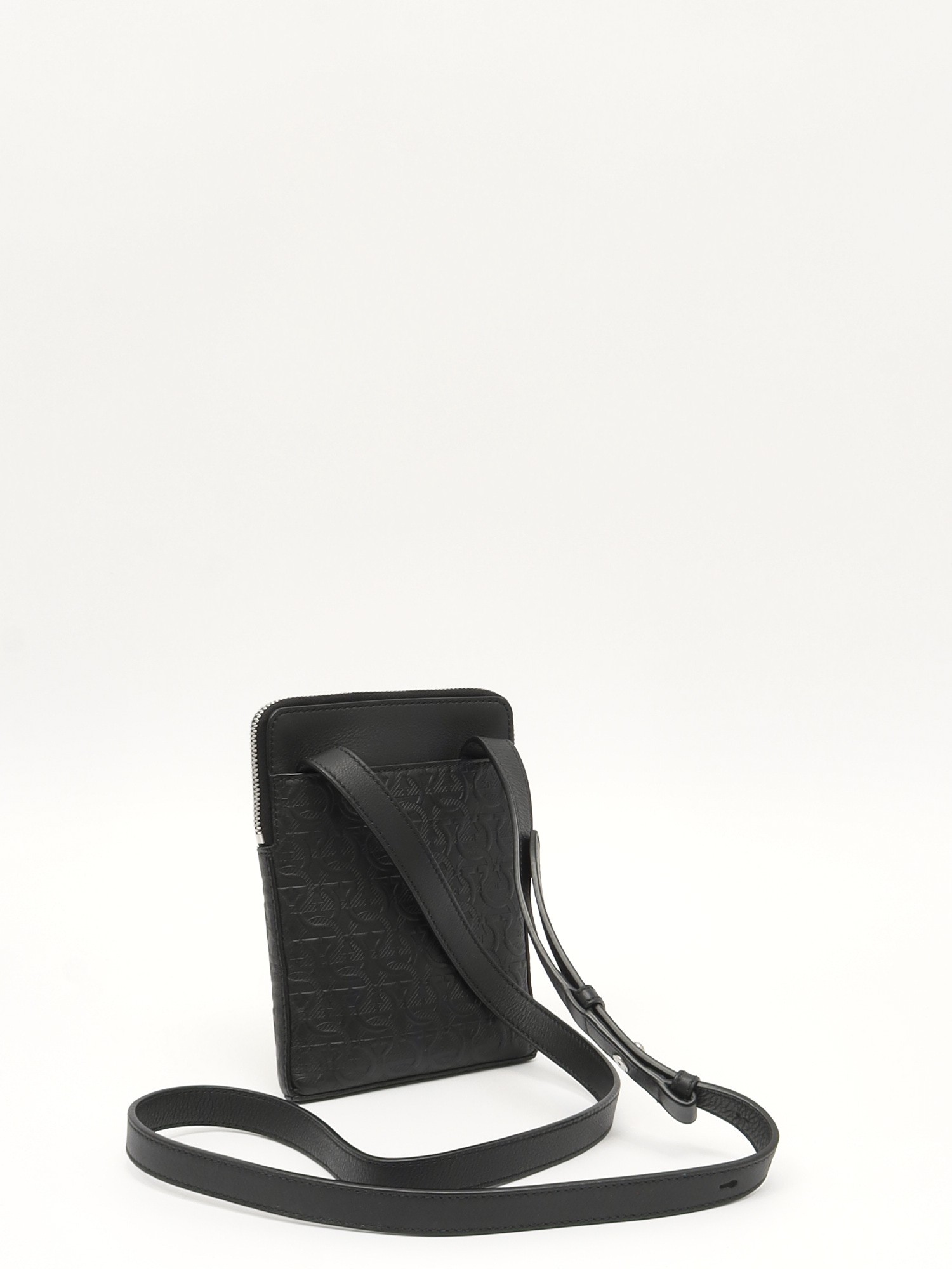 Salvatore Ferragamo Gancini 3