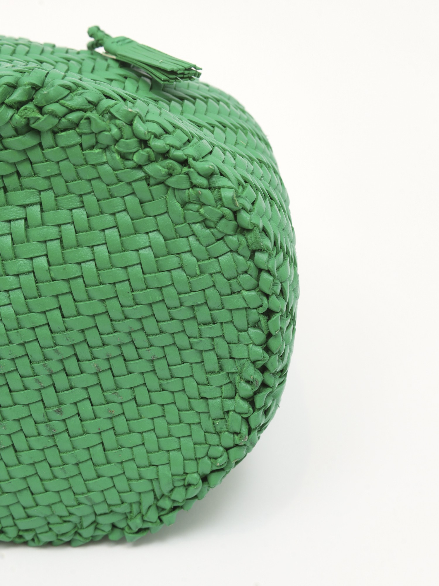 Dragon Diffusion Pompom 7