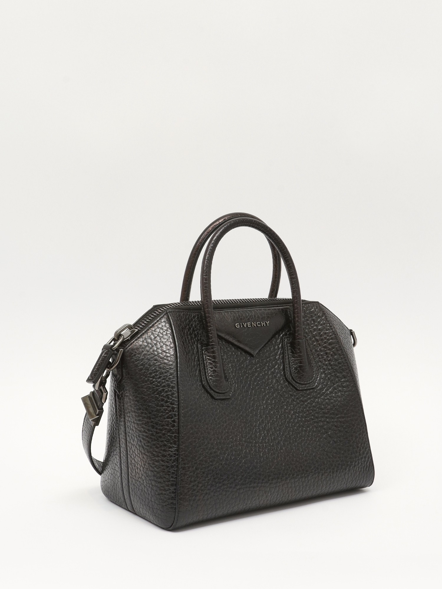 Givenchy Antigona  2