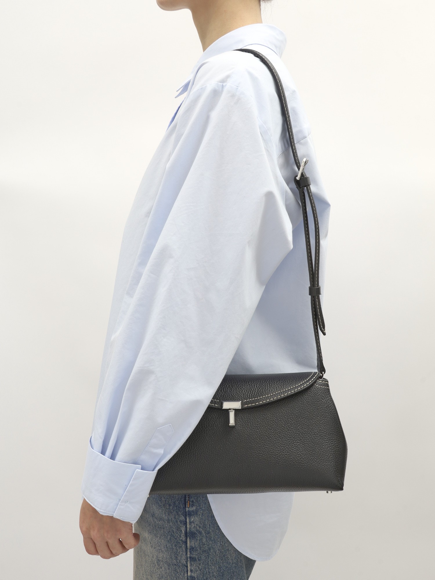 Toteme T-lock  2
