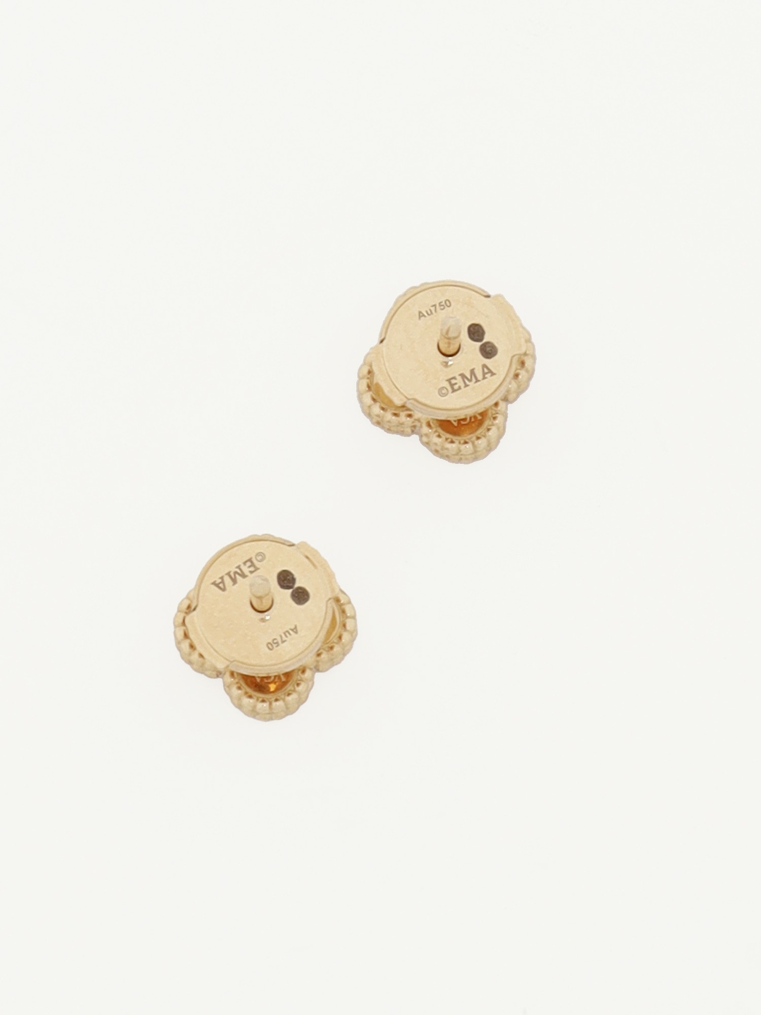 Van Cleef & Arpels Sweet Alhambra 3