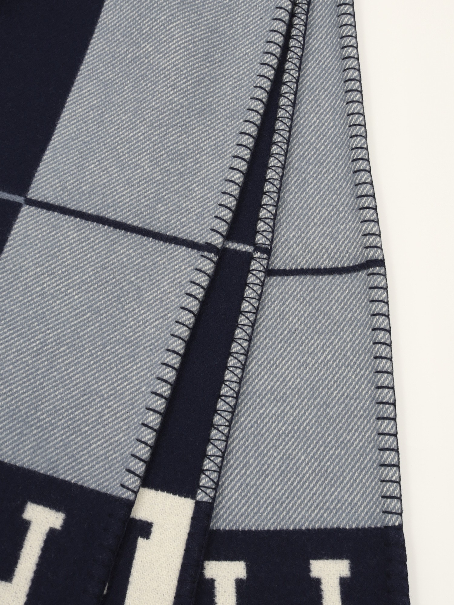 Hermes Blanket 4