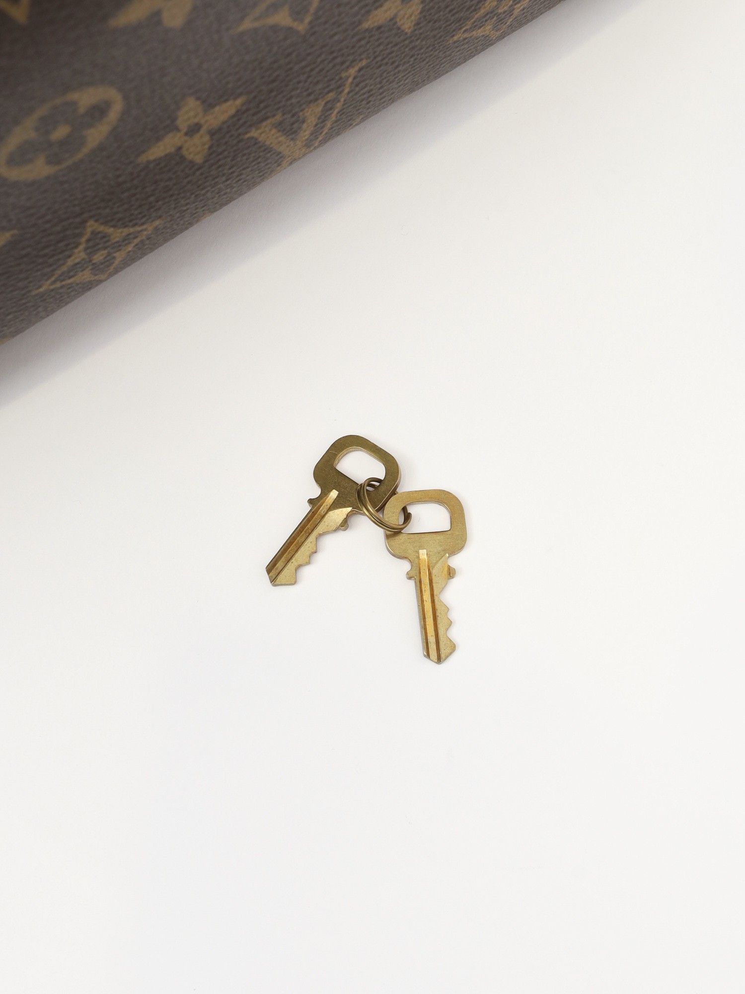 Louis Vuitton Speedy  10