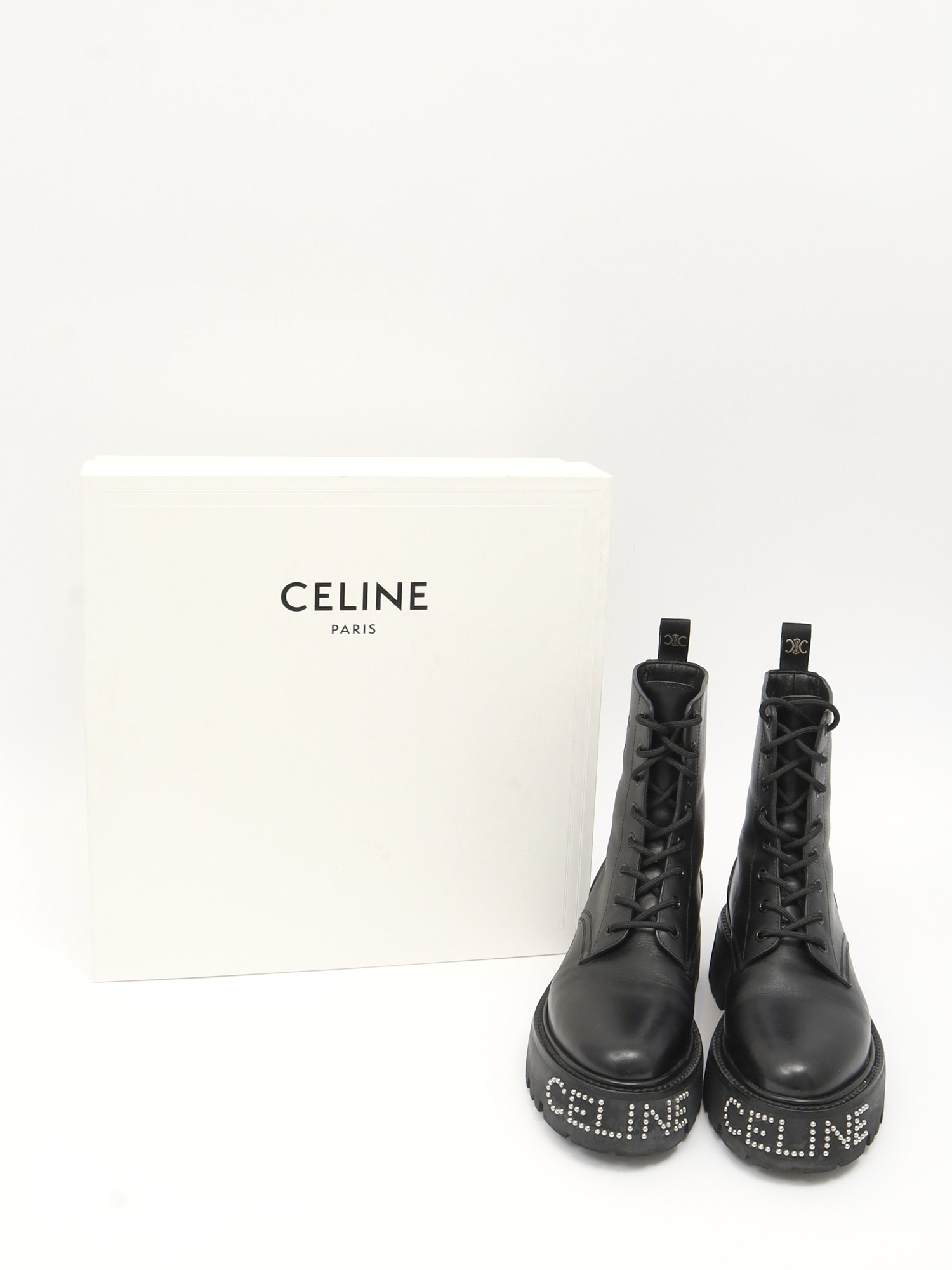 Celine None 39 11