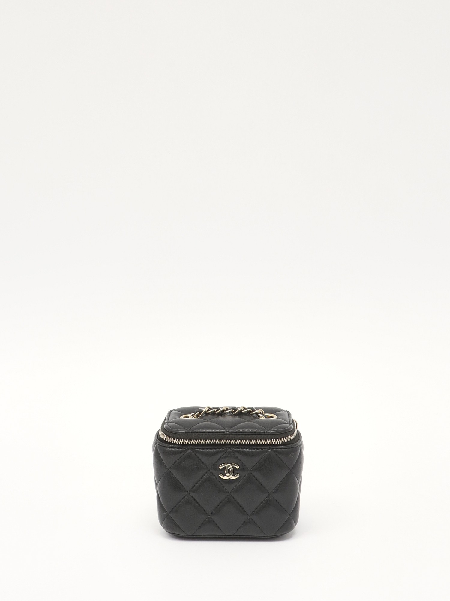 Chanel Vanity  0