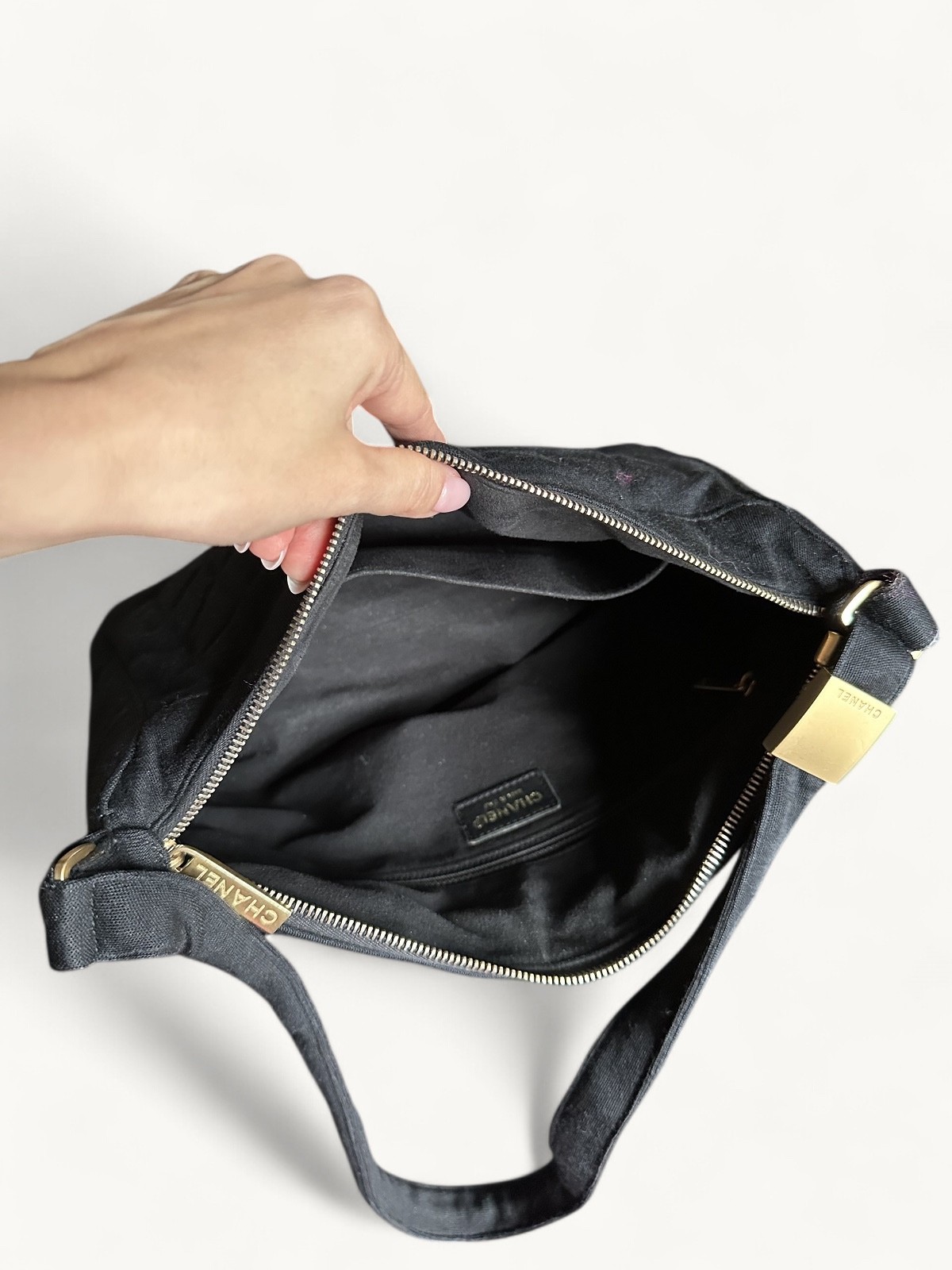 Chanel Chocolate Bar 4