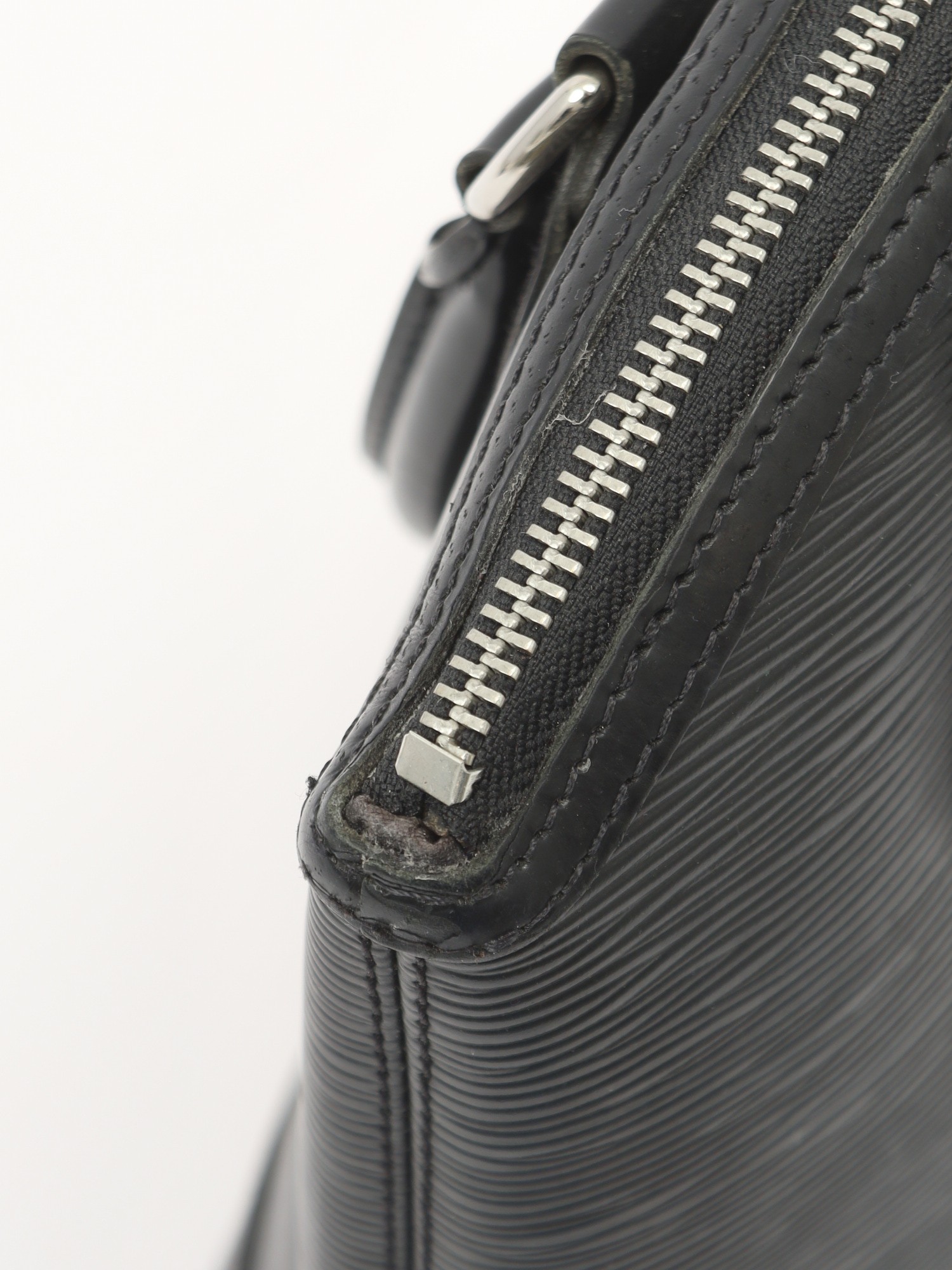 Louis Vuitton Lockit 8