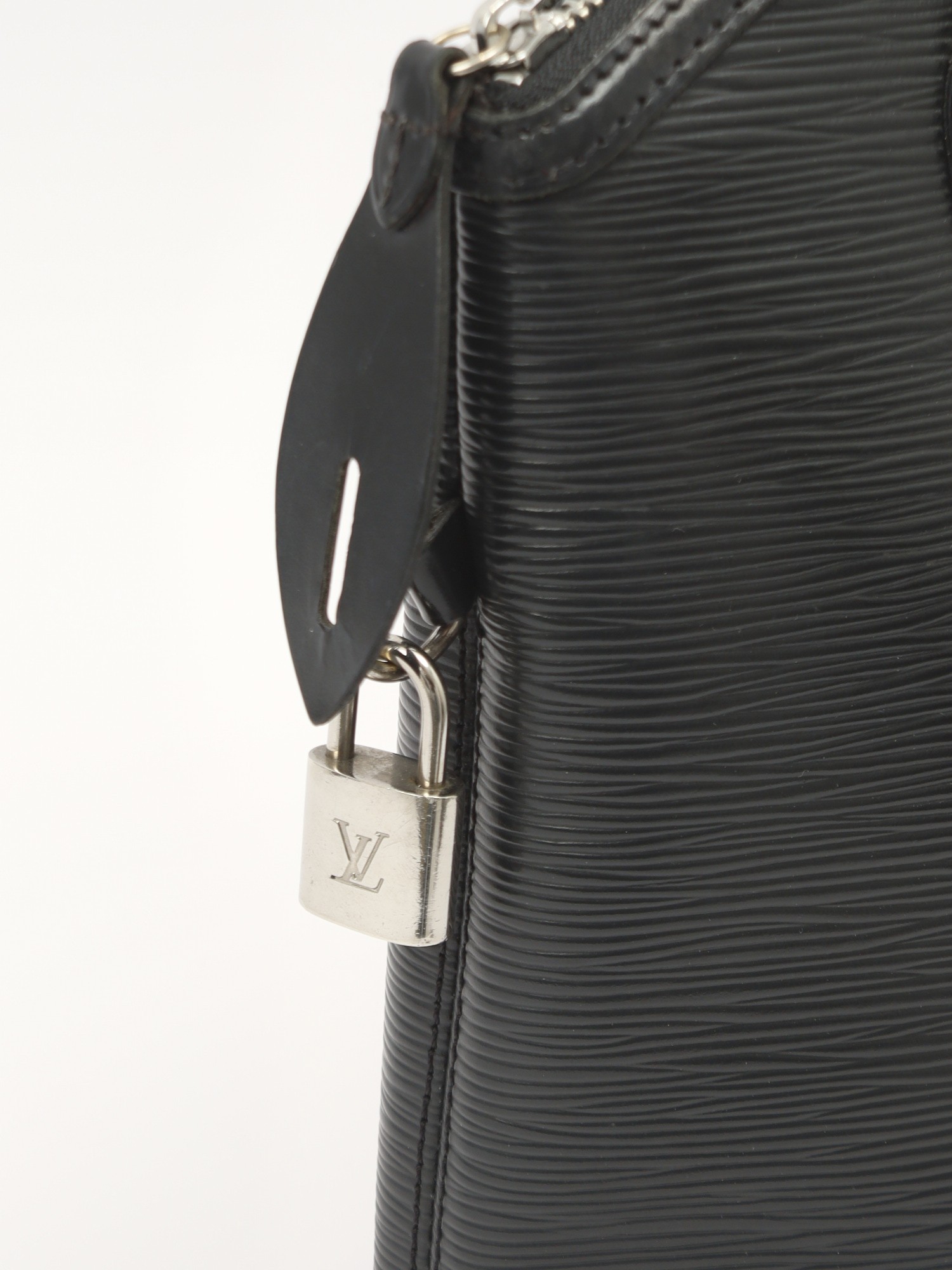 Louis Vuitton Lockit 5