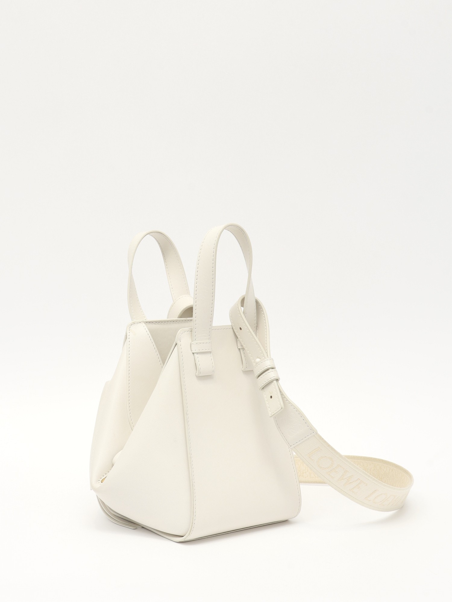 Сумки Loewe Hammock изображение #4