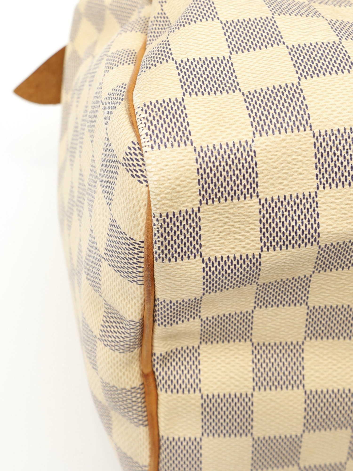 Louis Vuitton Speedy 9