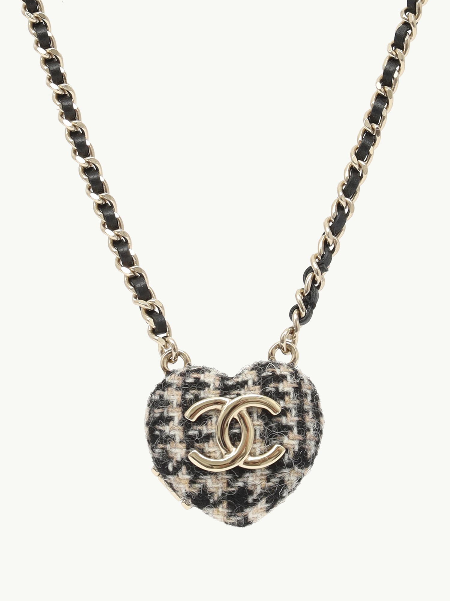 Chanel Necklace  2