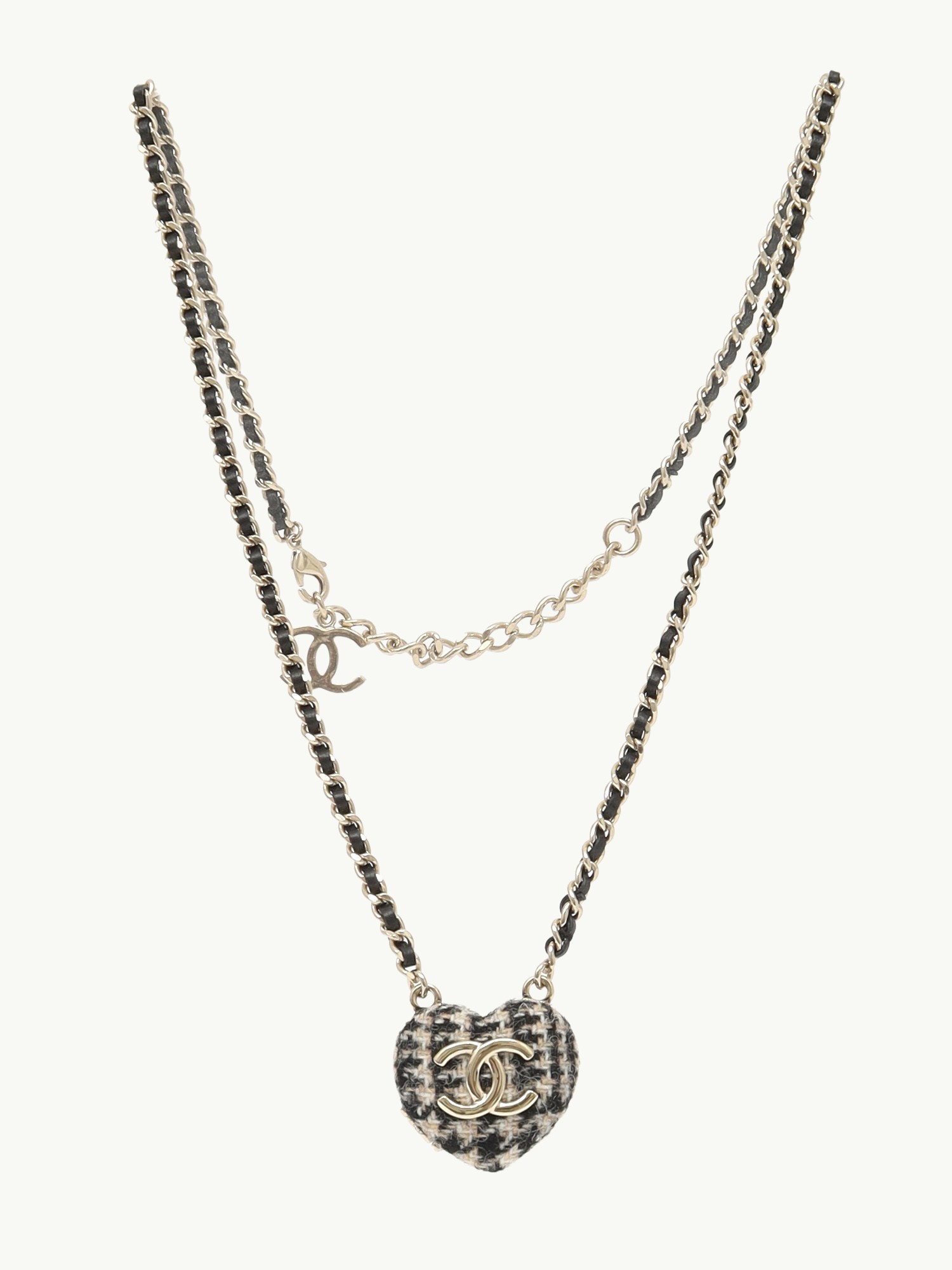 Chanel Necklace  0