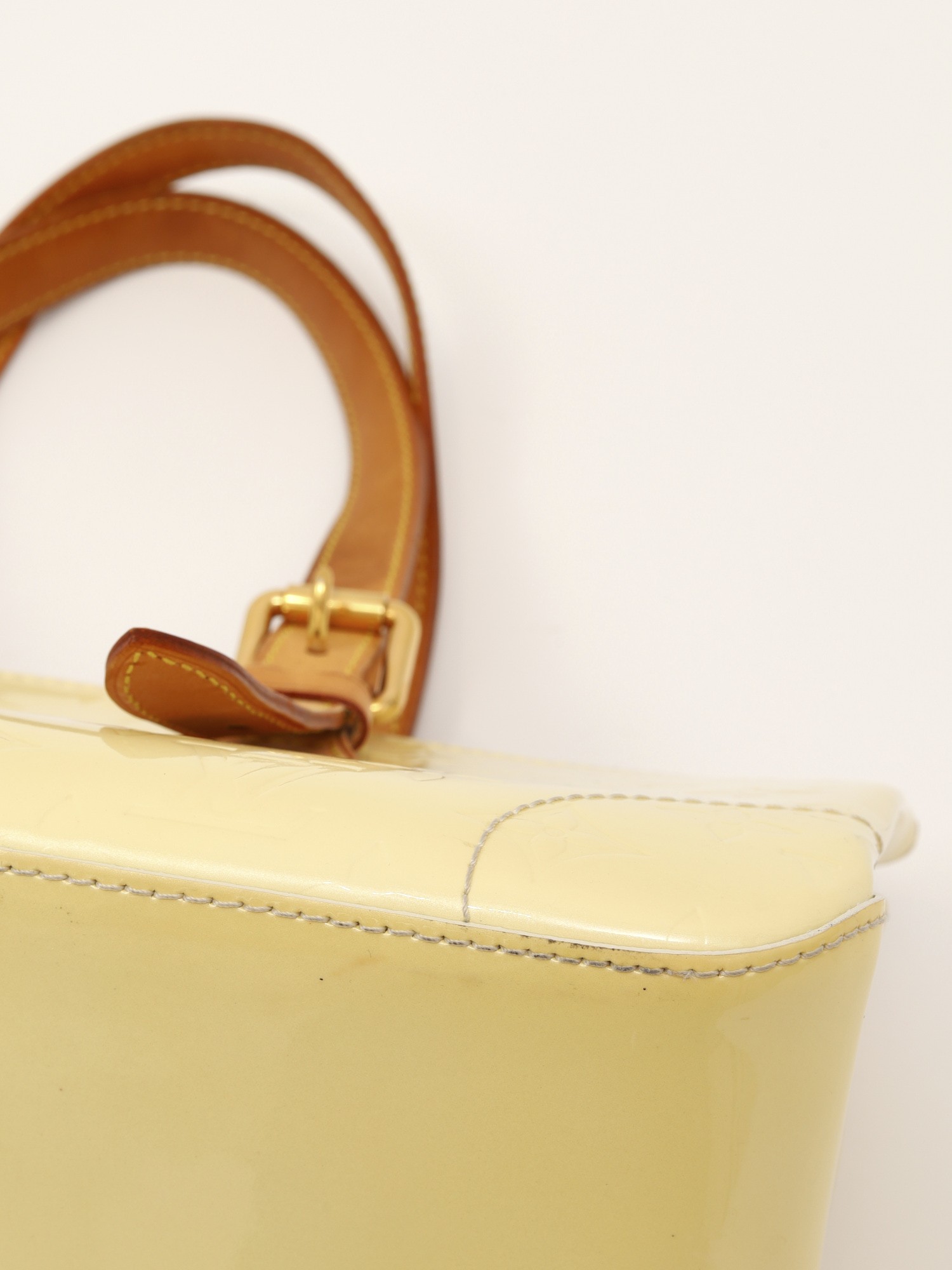 Louis Vuitton Rosewood Avenue 10