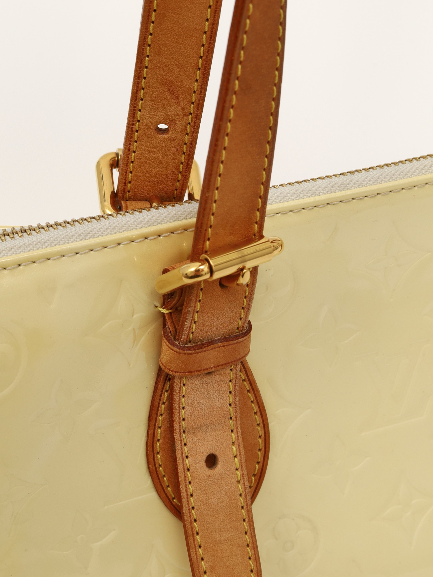 Louis Vuitton Rosewood Avenue 7