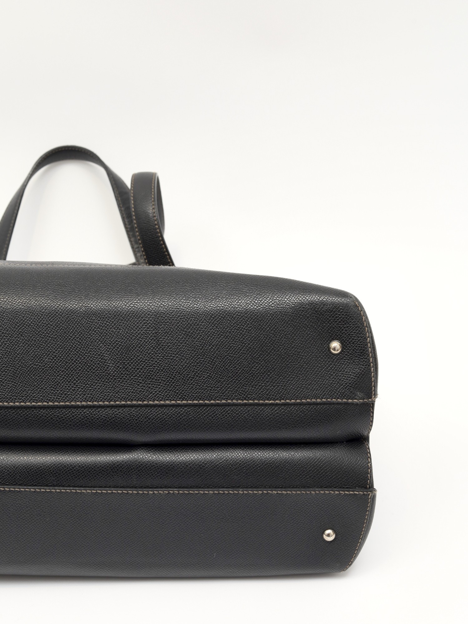 Salvatore Ferragamo Leather Bag 8