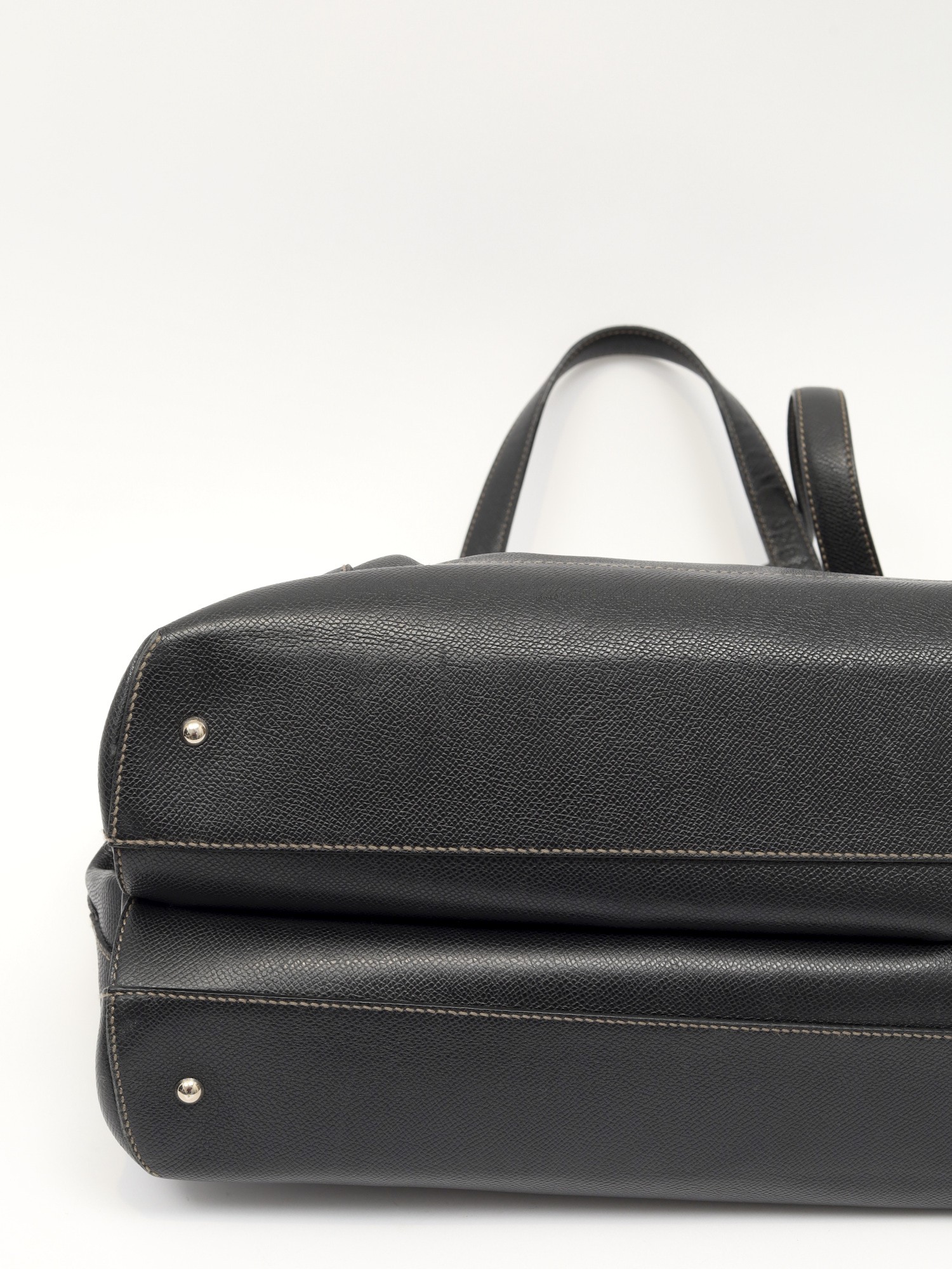 Salvatore Ferragamo Leather Bag 9