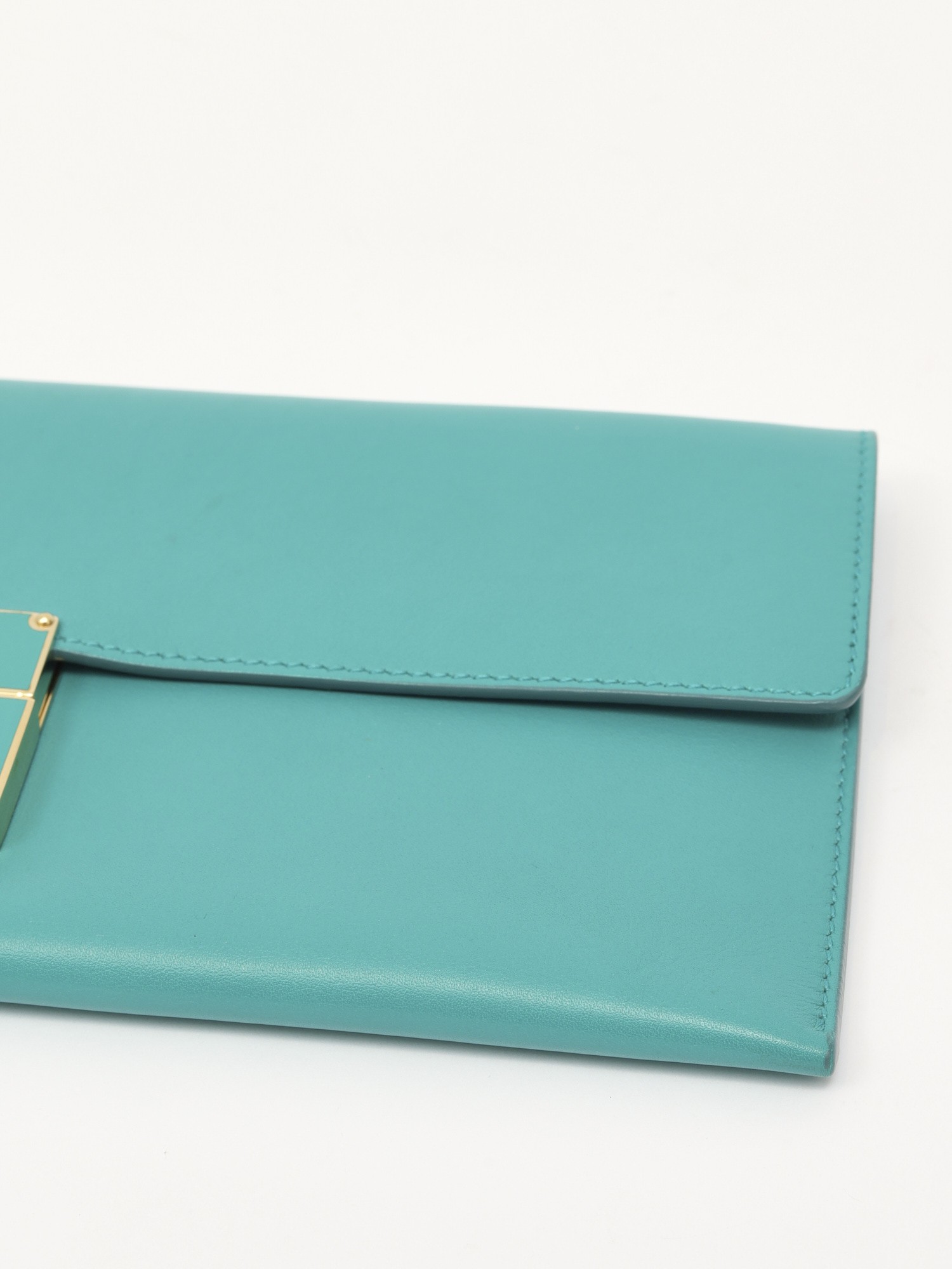 Salvatore Ferragamo Afef 8