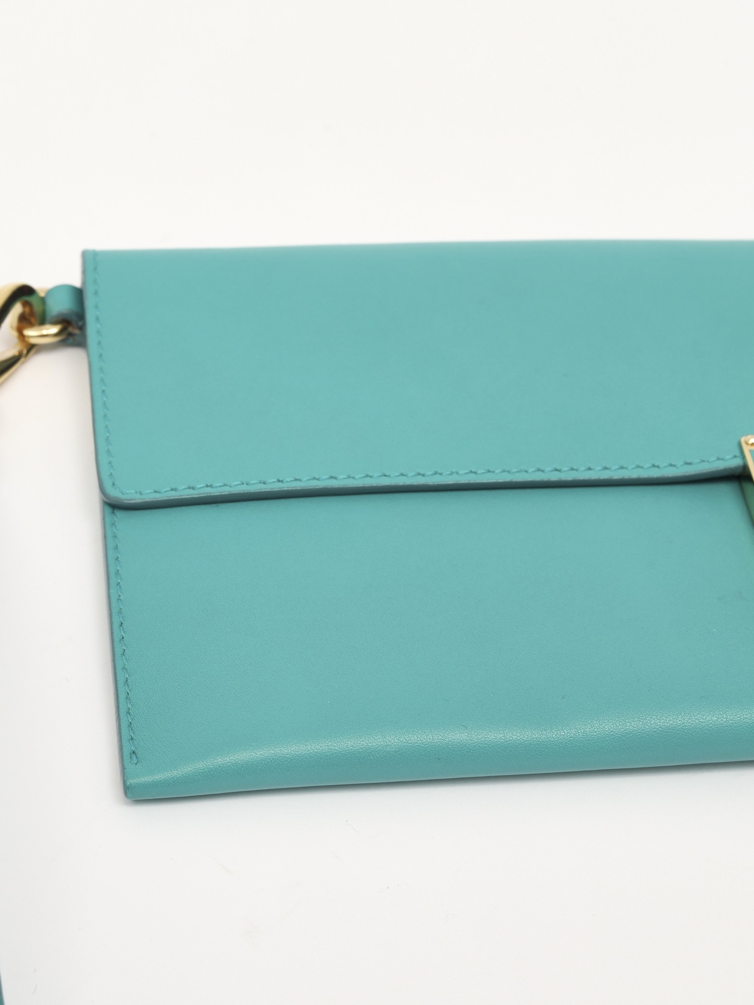 Salvatore Ferragamo Afef 7