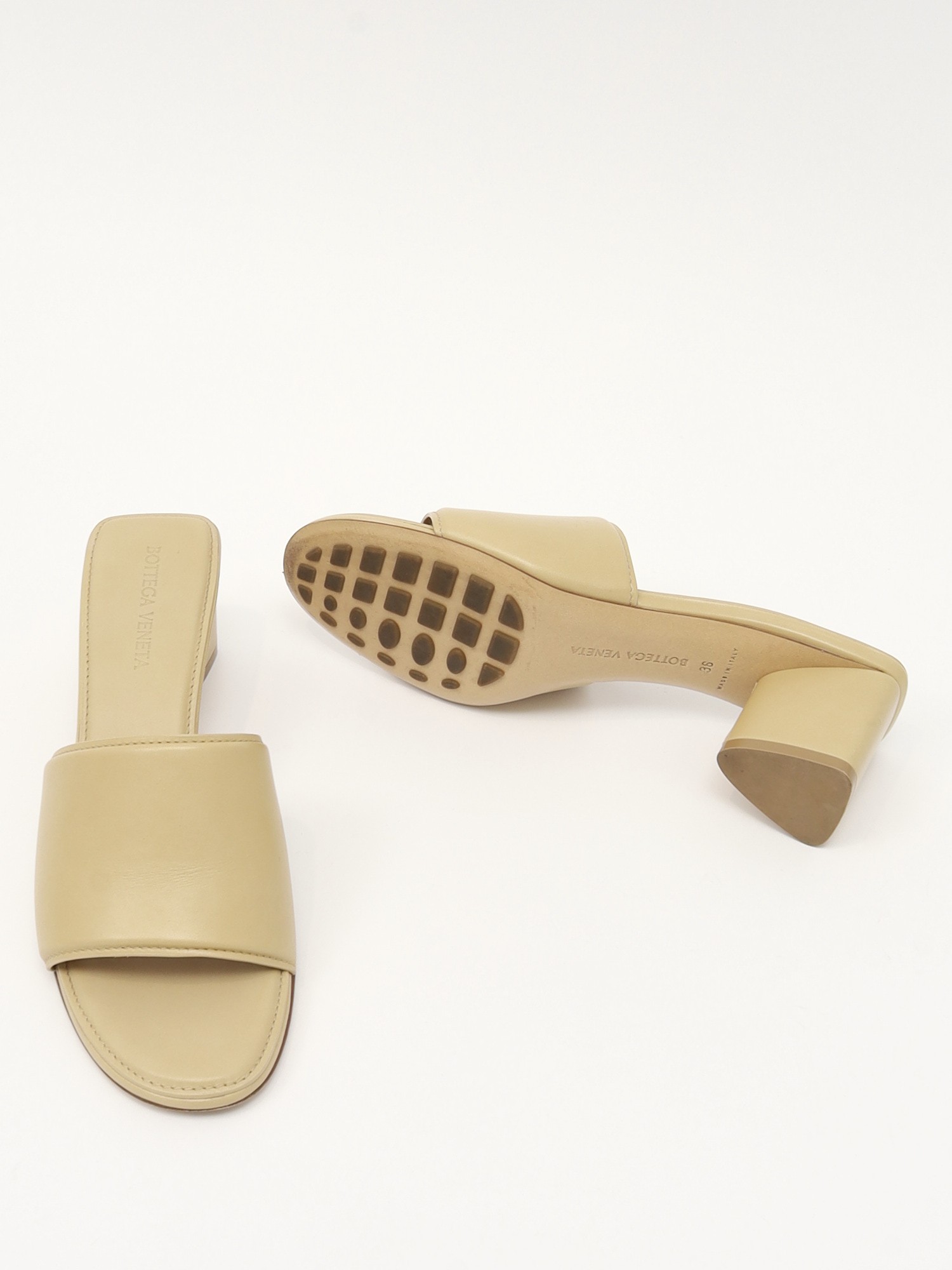 Bottega Veneta Shoes 36 9