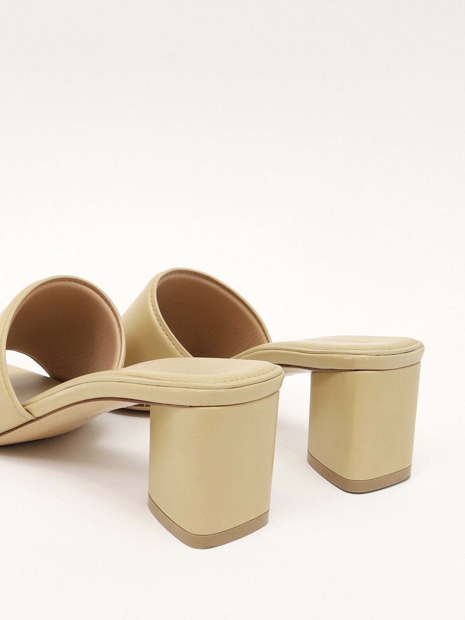 Bottega Veneta Shoes 36 8