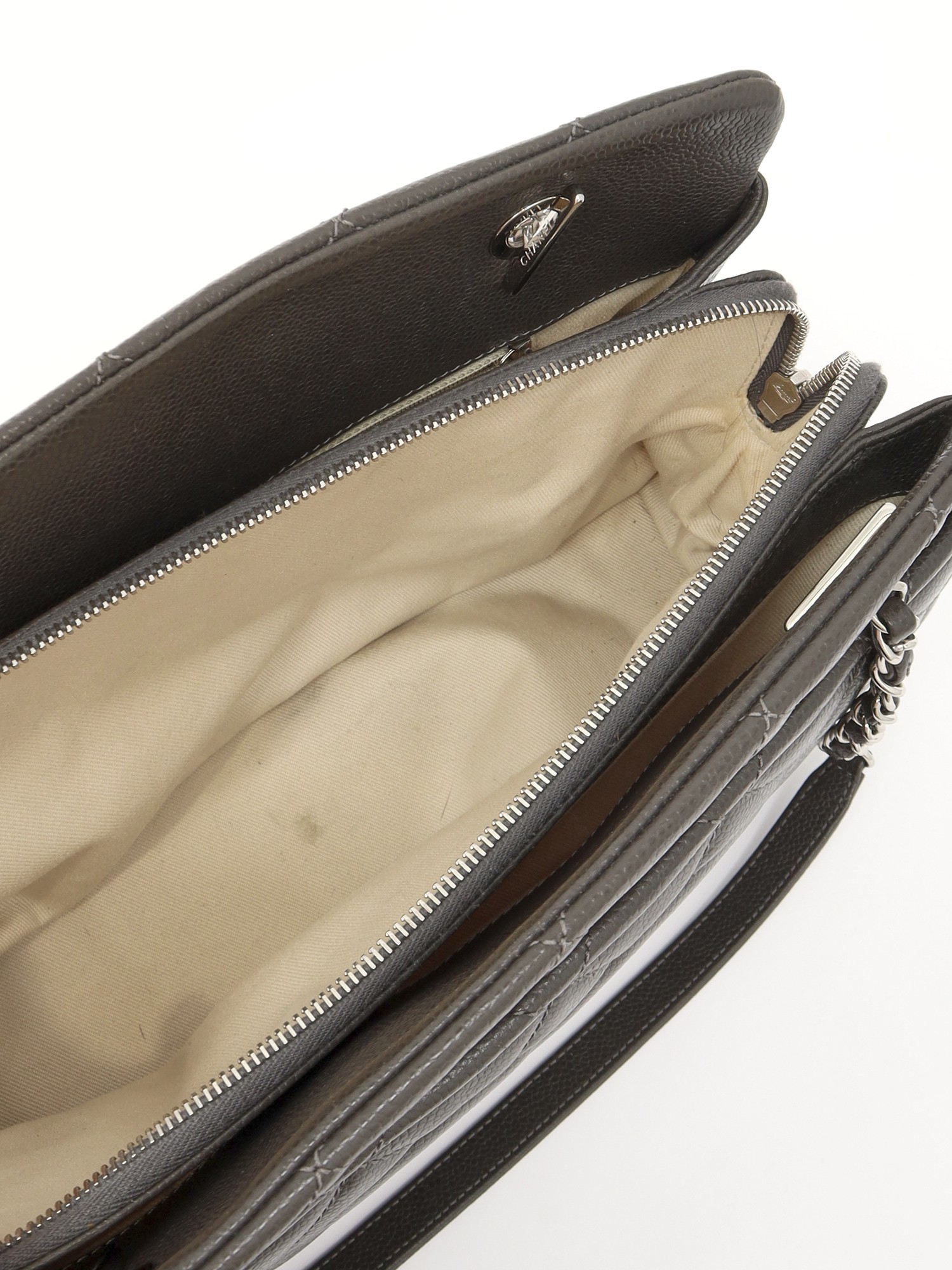 Chanel Timeless CC 14