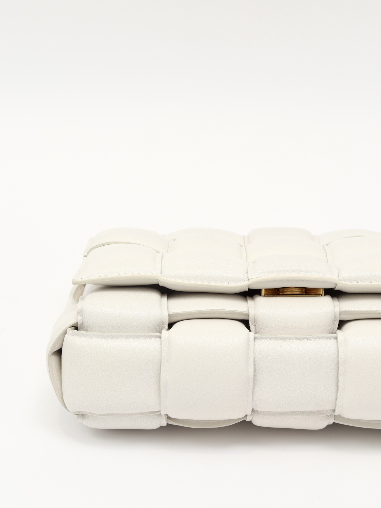 Bottega Veneta Chain Cassette 5