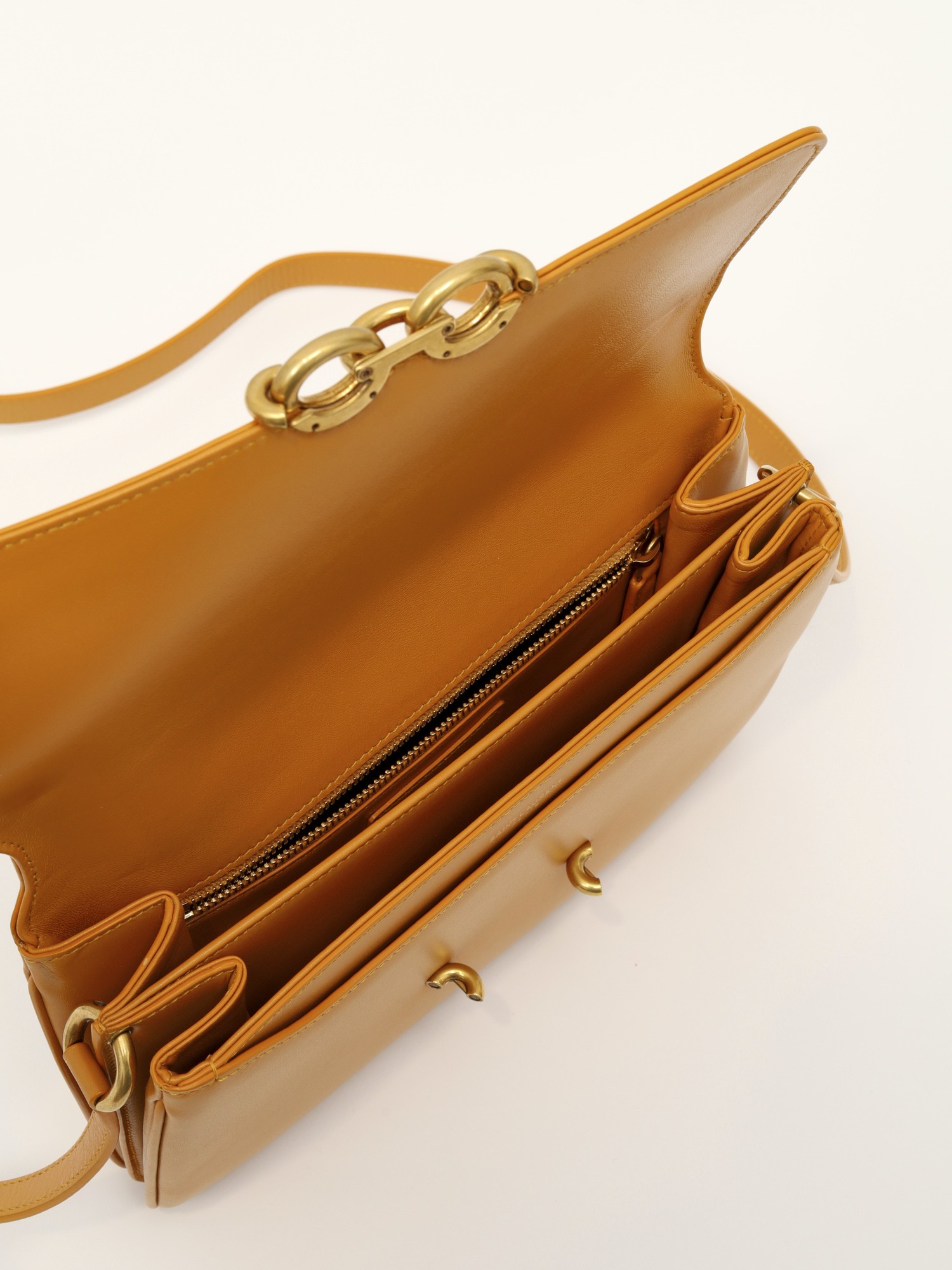 Saint Laurent Le Maillon 10