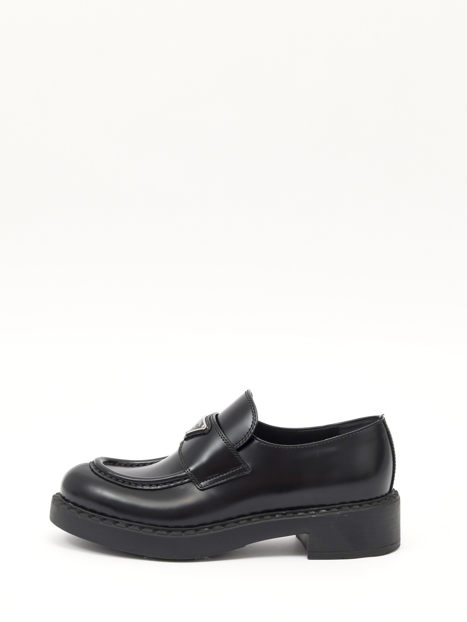 Обувь Prada Laquer Loafers 37.5 изображение #2
