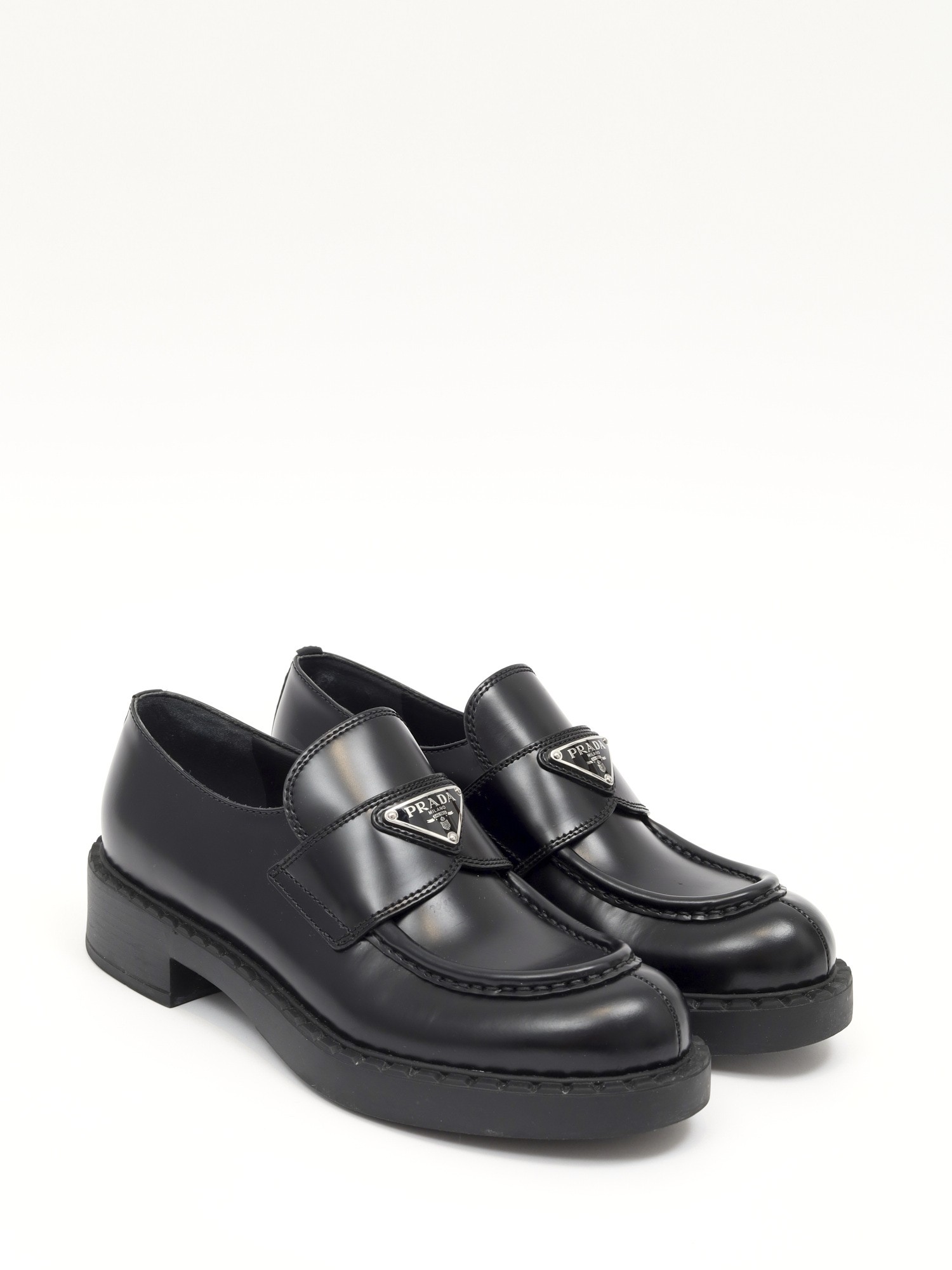 Обувь Prada Laquer Loafers 37.5 изображение #3