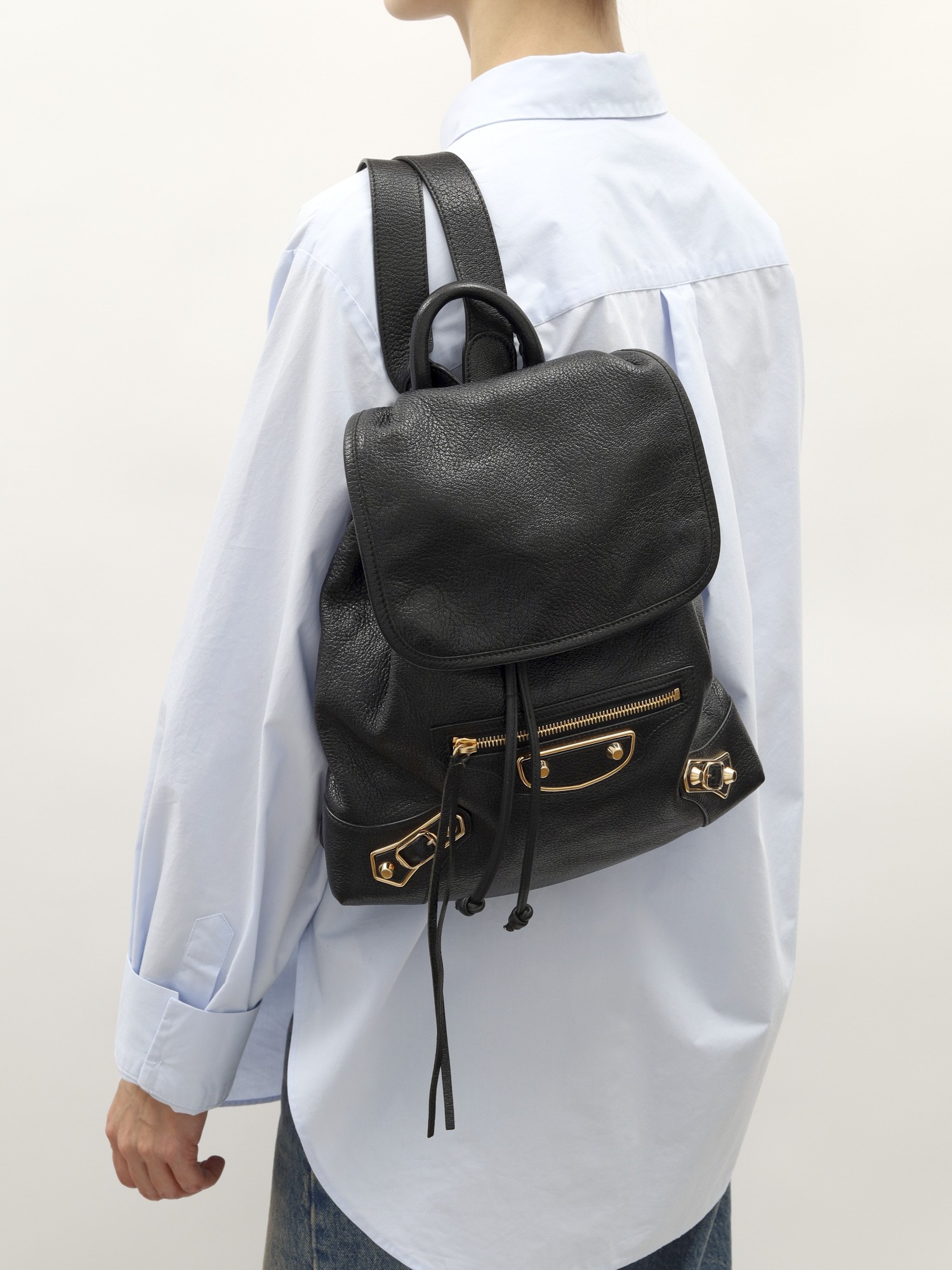 Balenciaga   2