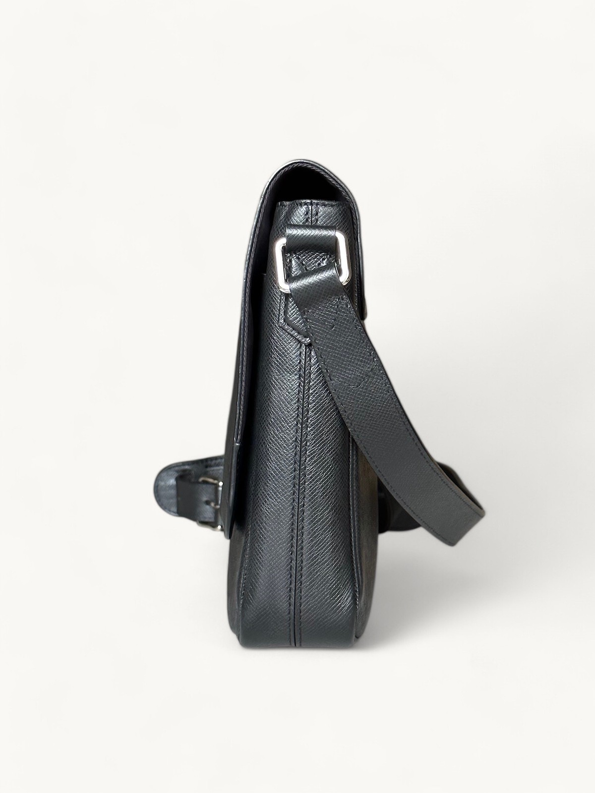 Louis Vuitton Roman  3