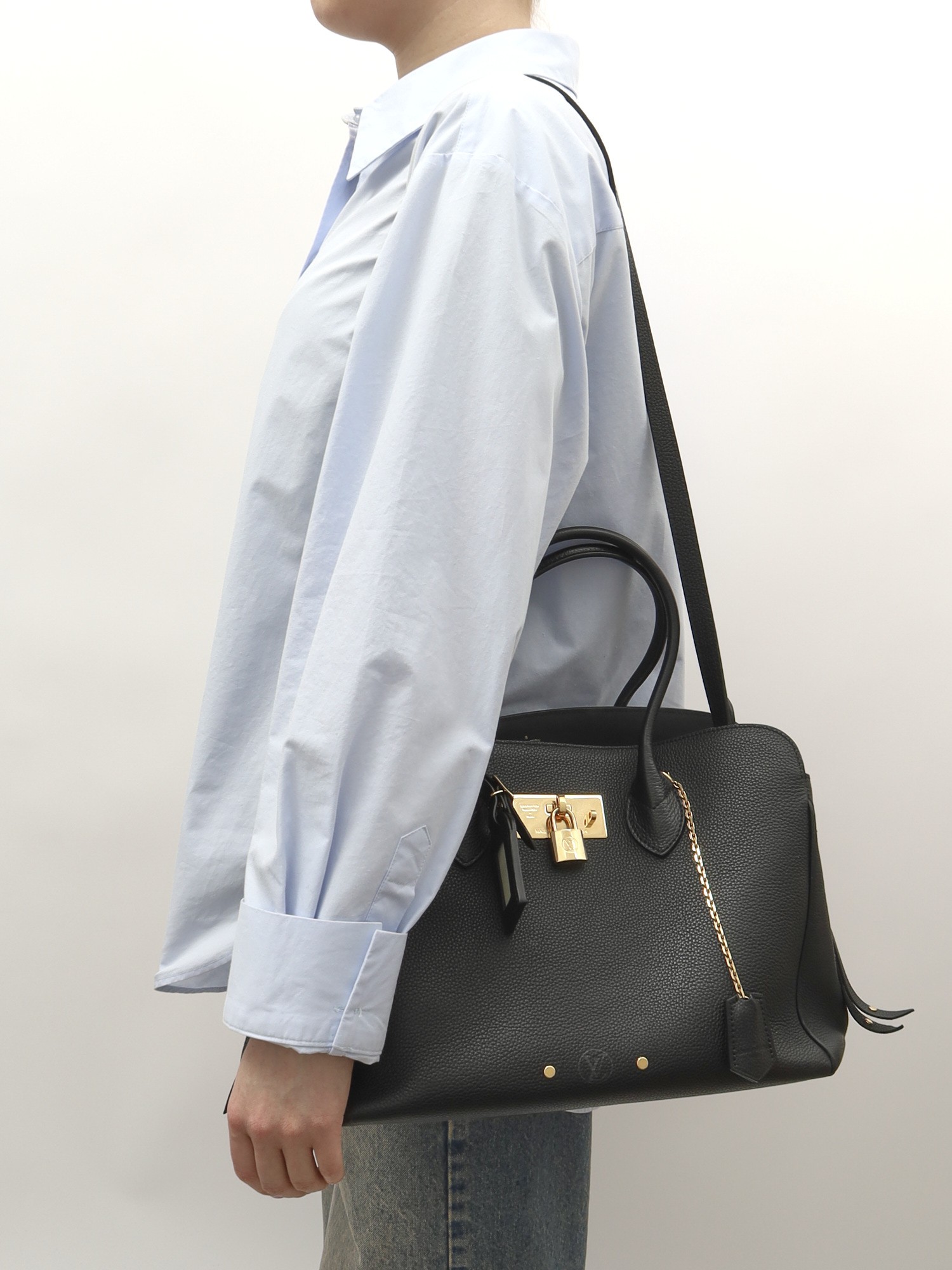 Louis Vuitton Milla  2