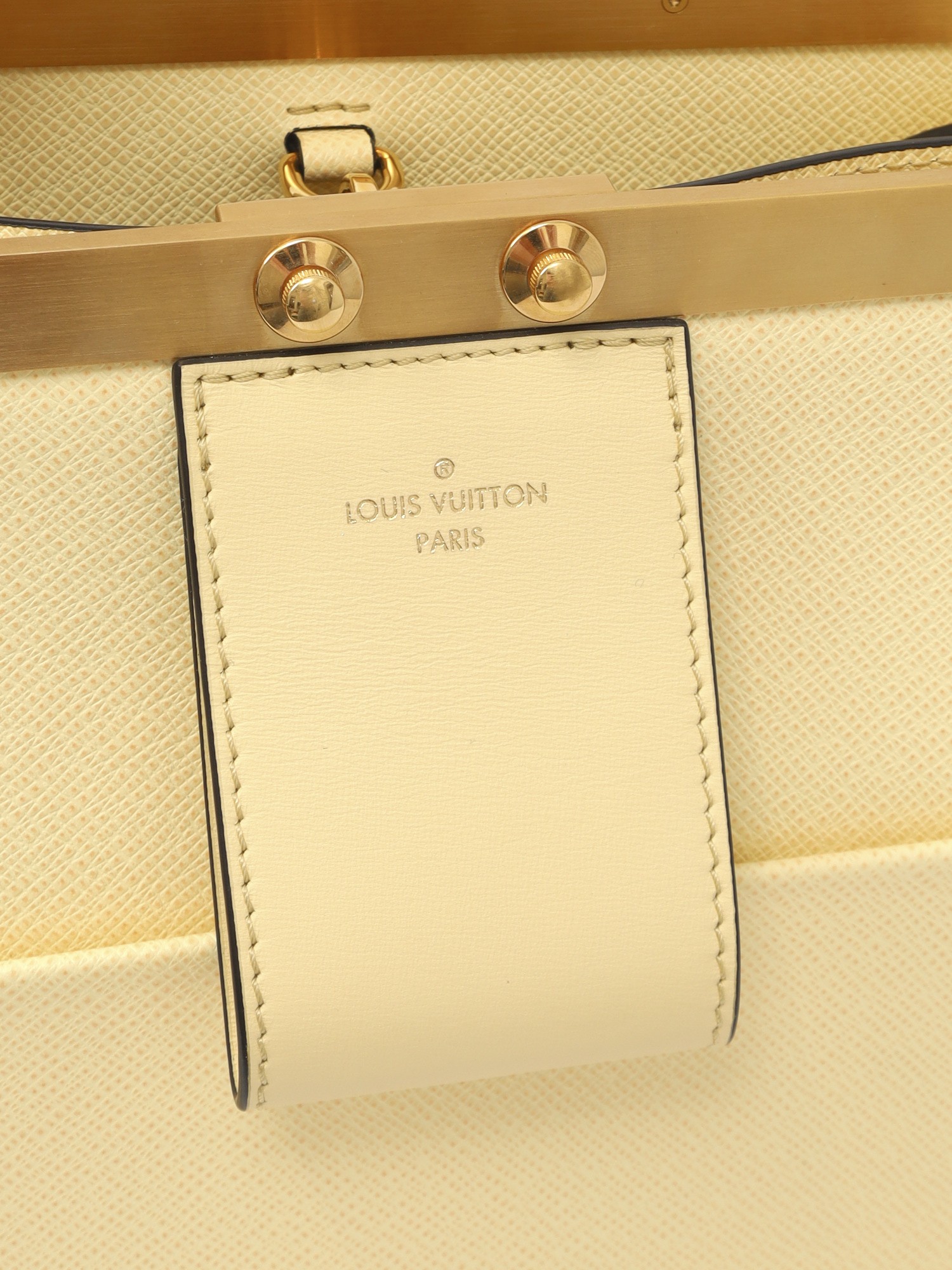 Louis Vuitton City Frame 5