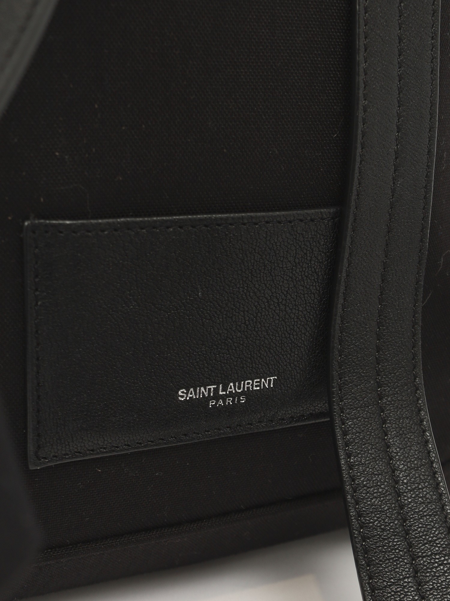 Saint Laurent City 8