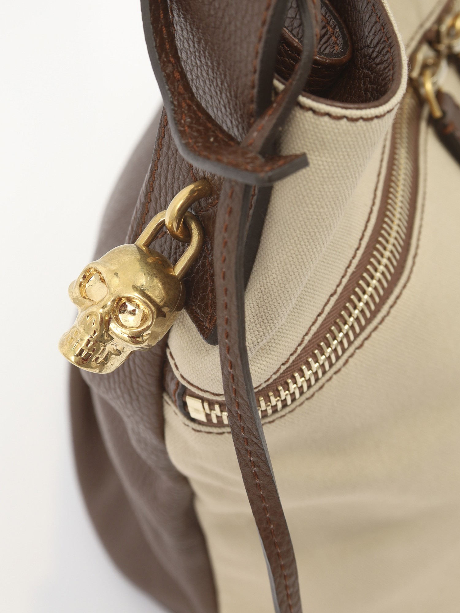 Alexander McQueen Leather Bag  6