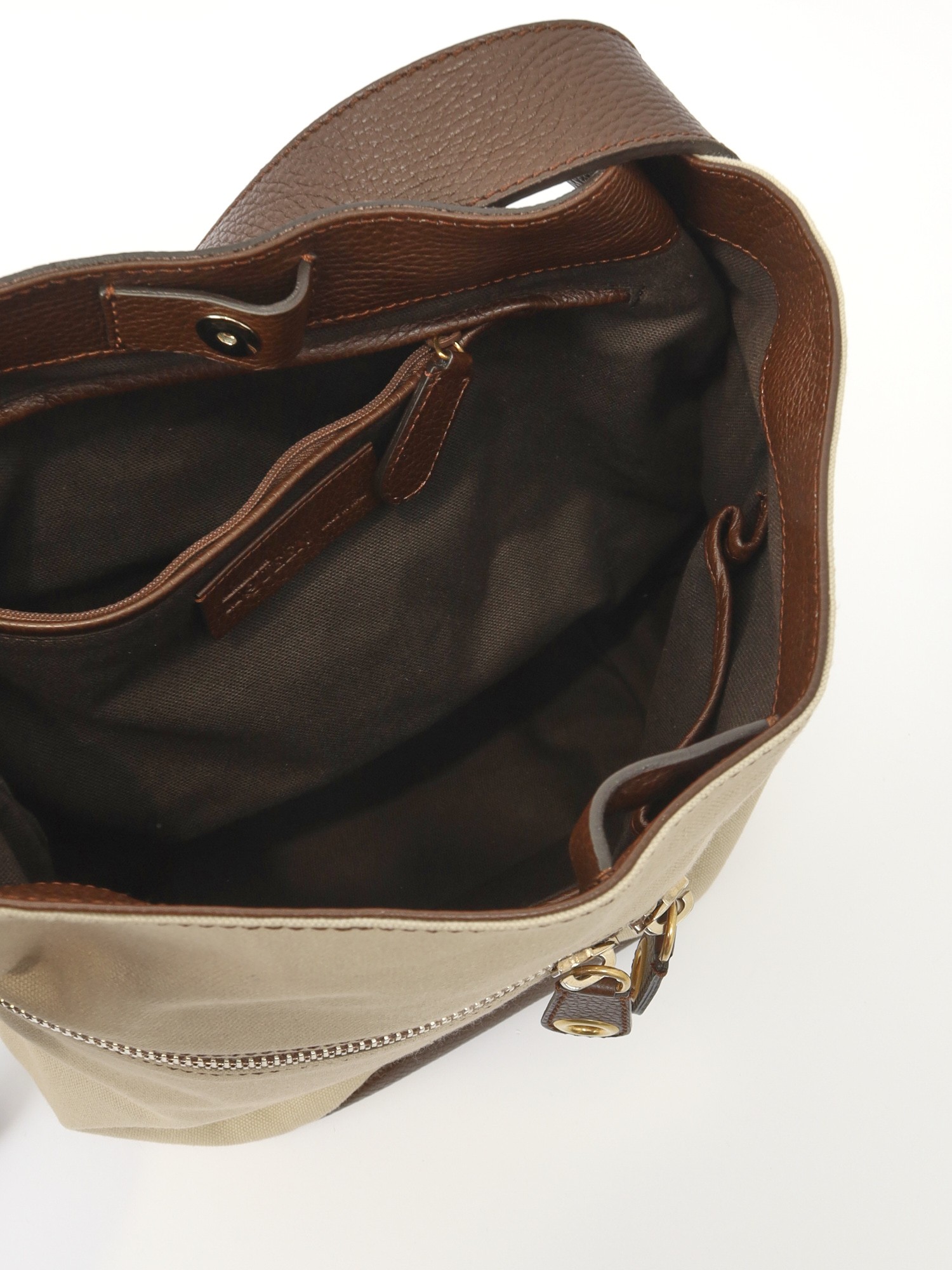 Alexander McQueen Leather Bag  9