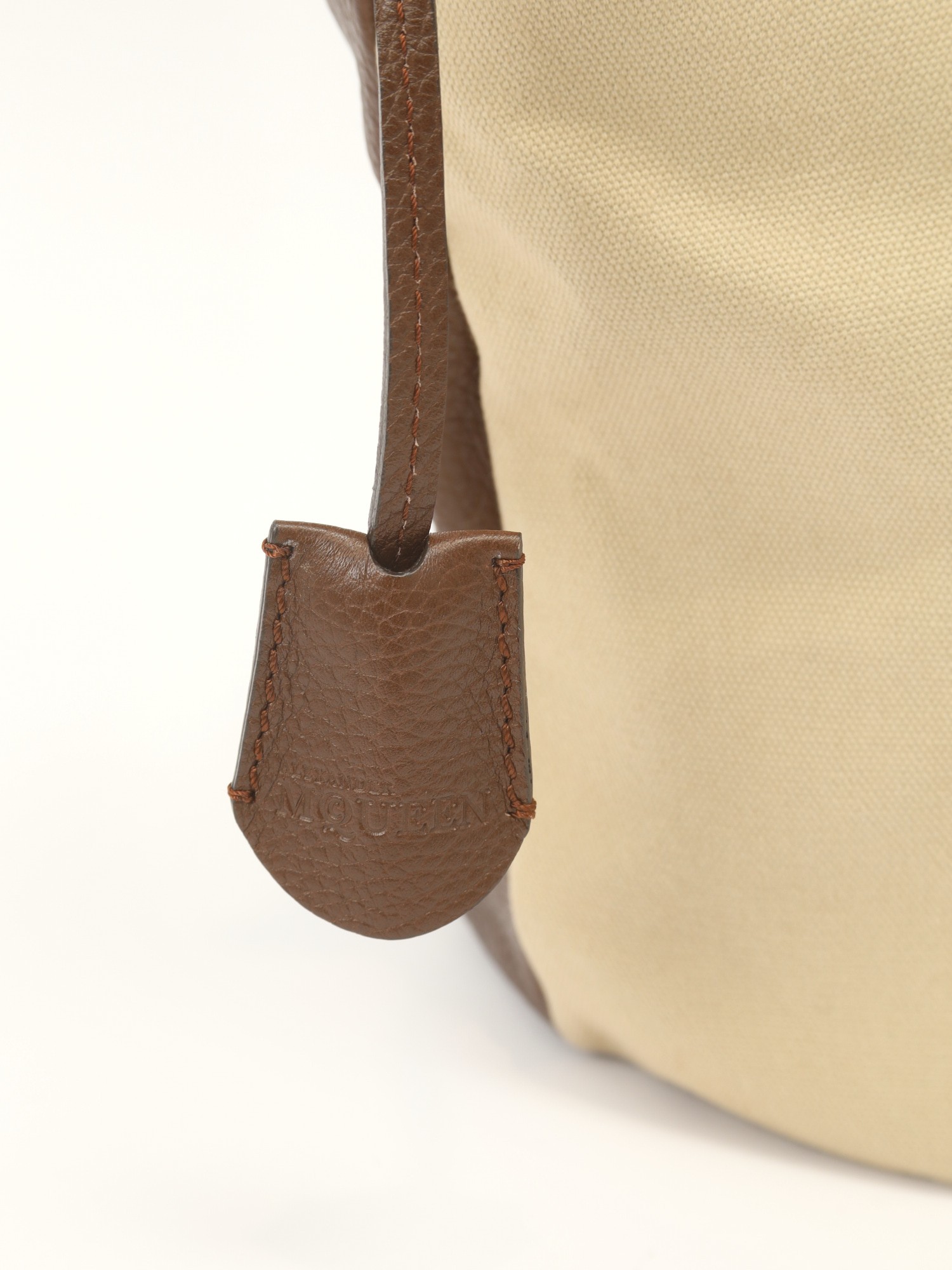 Alexander McQueen Leather Bag  5