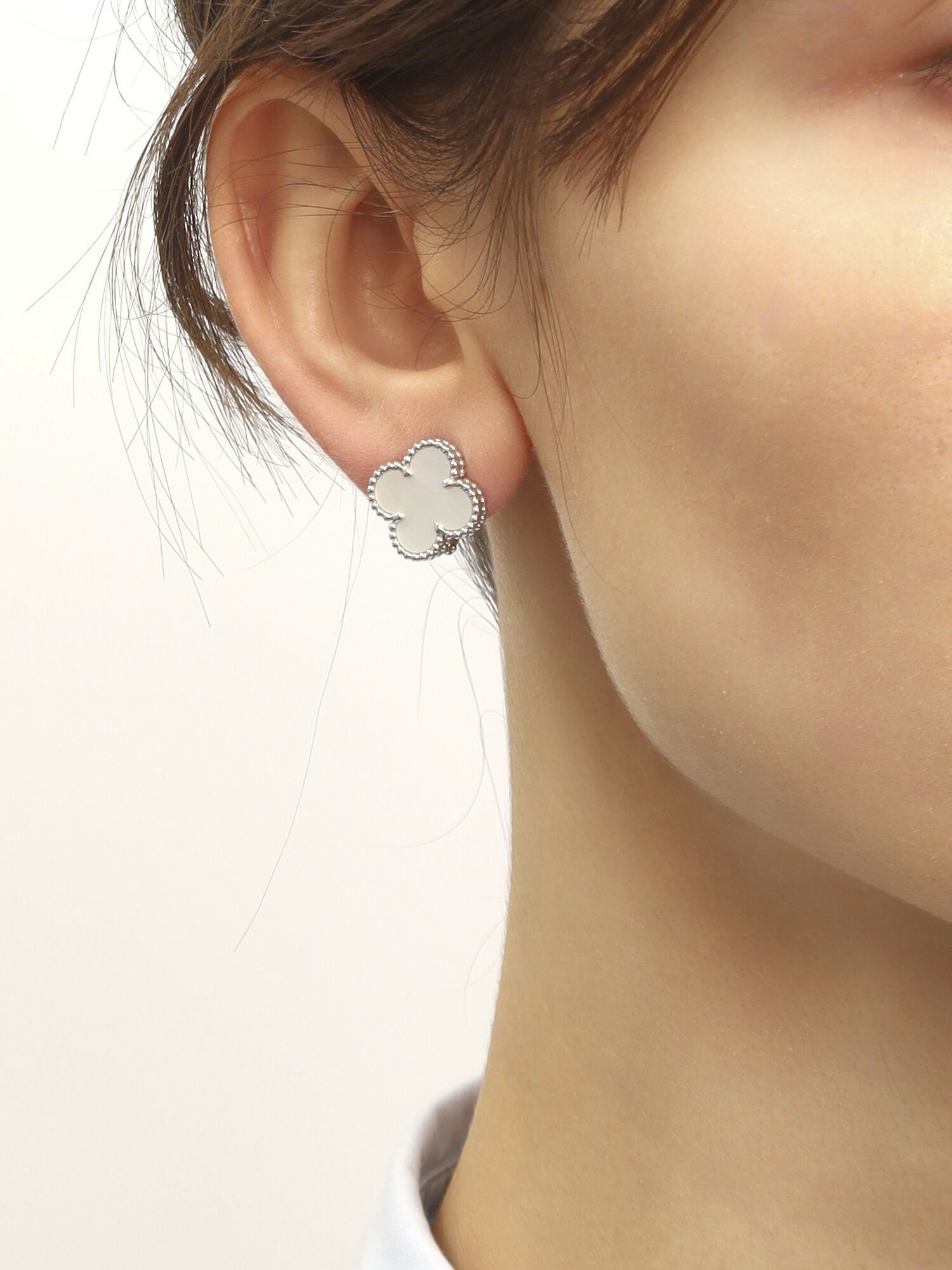 Van Cleef Vintage Alhambra 1