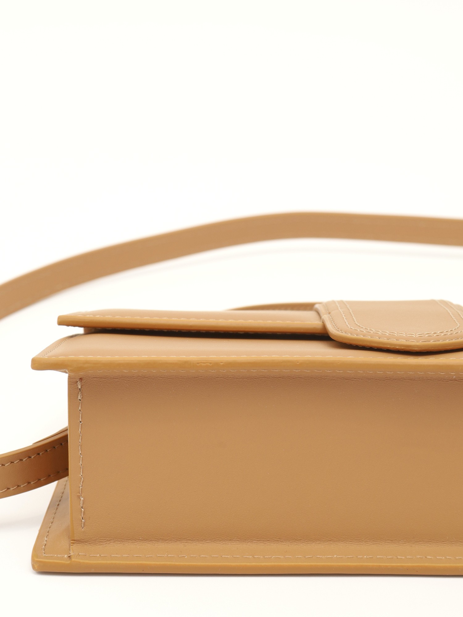 Jacquemus Le Bambino 8