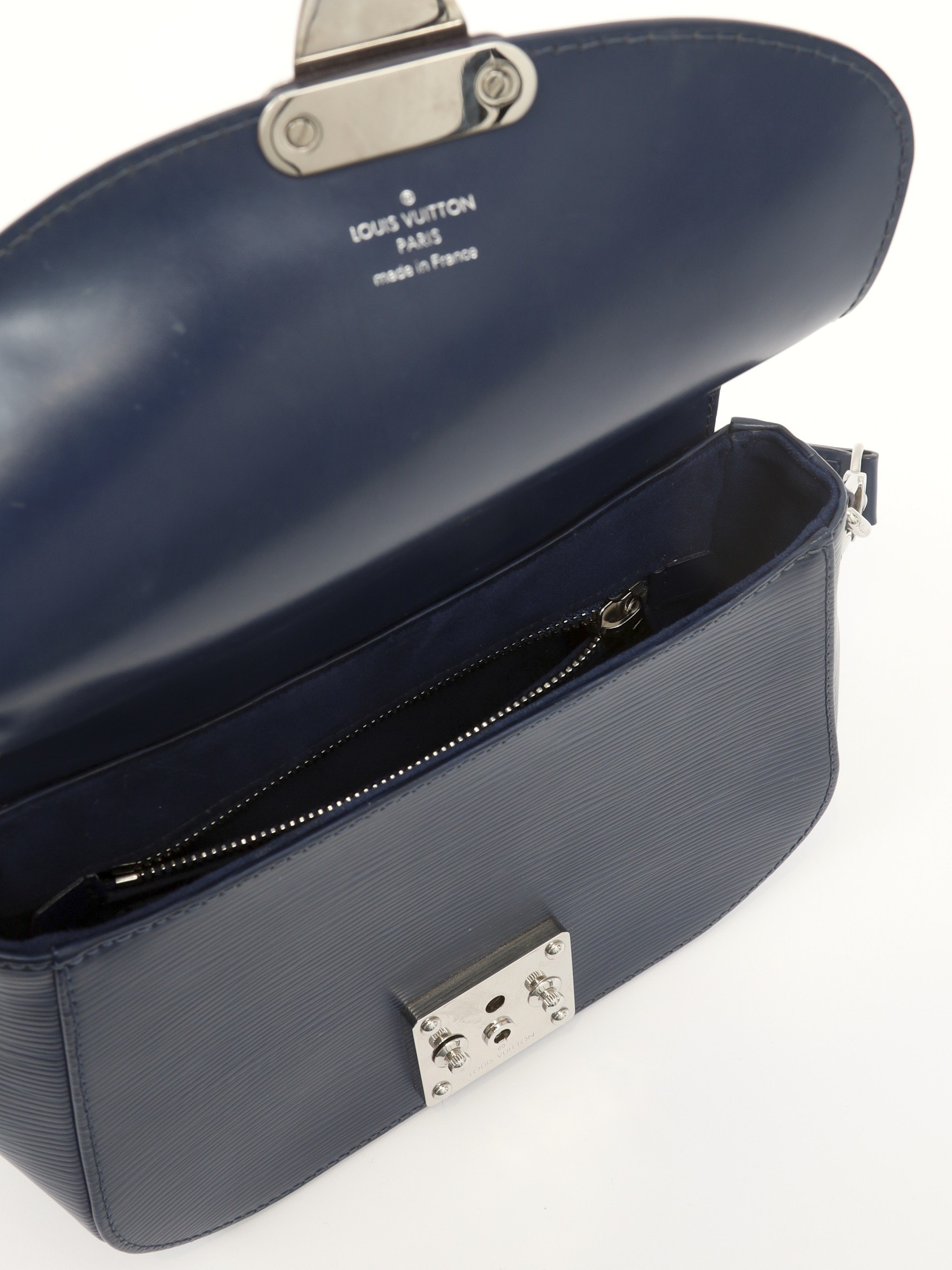 Louis Vuitton Eden 11