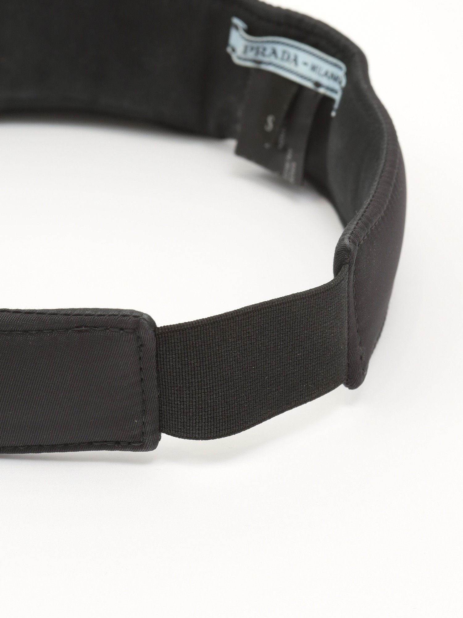 Prada Cap 6