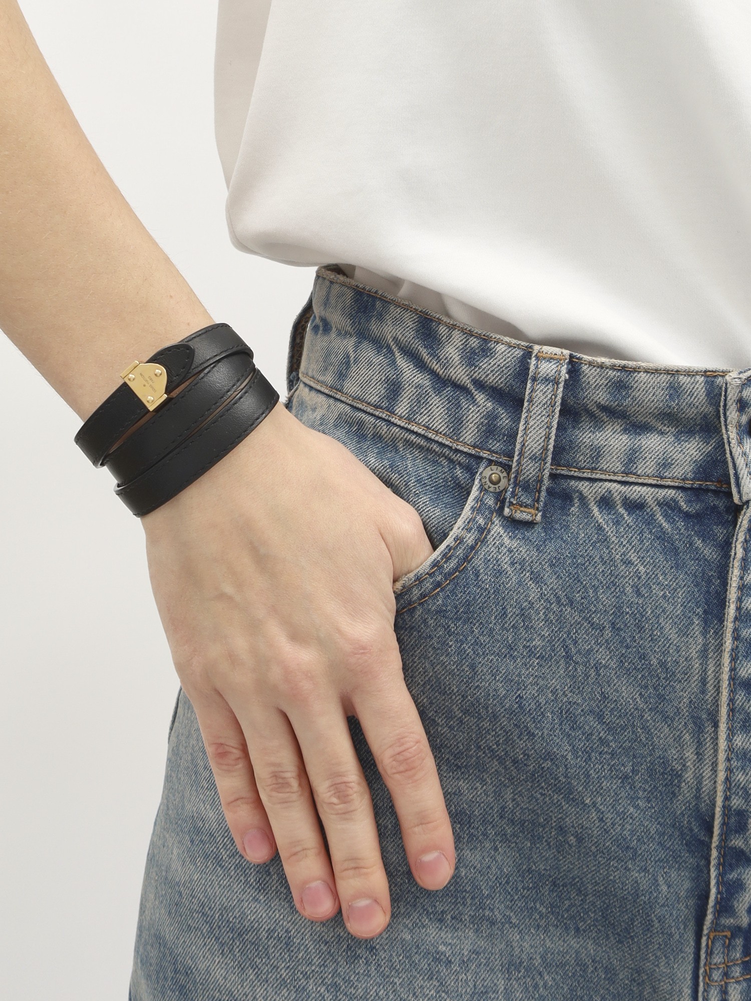 Louis Vuitton Bracelet  1
