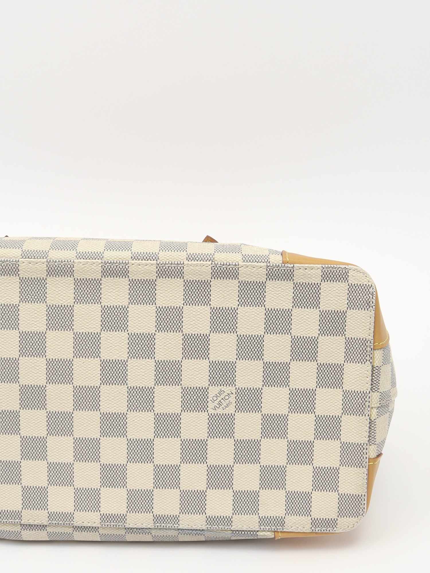 Louis Vuitton Hampstead 6