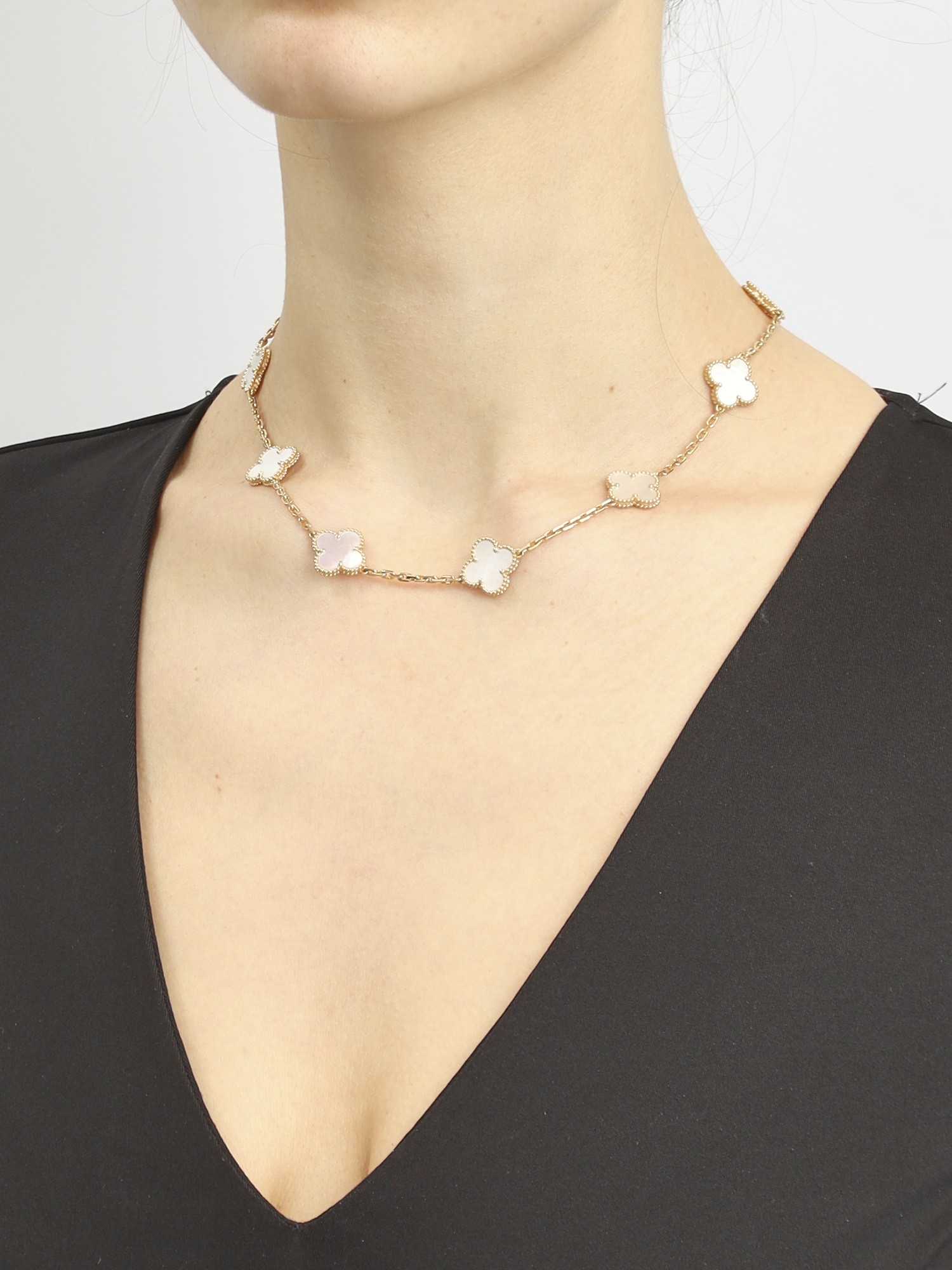 Van Cleef & Arpels Alhambra  1